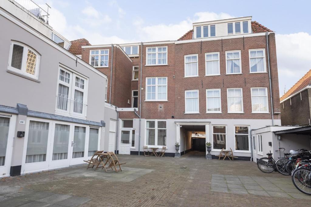 Apartment - Ground Floor photo 3