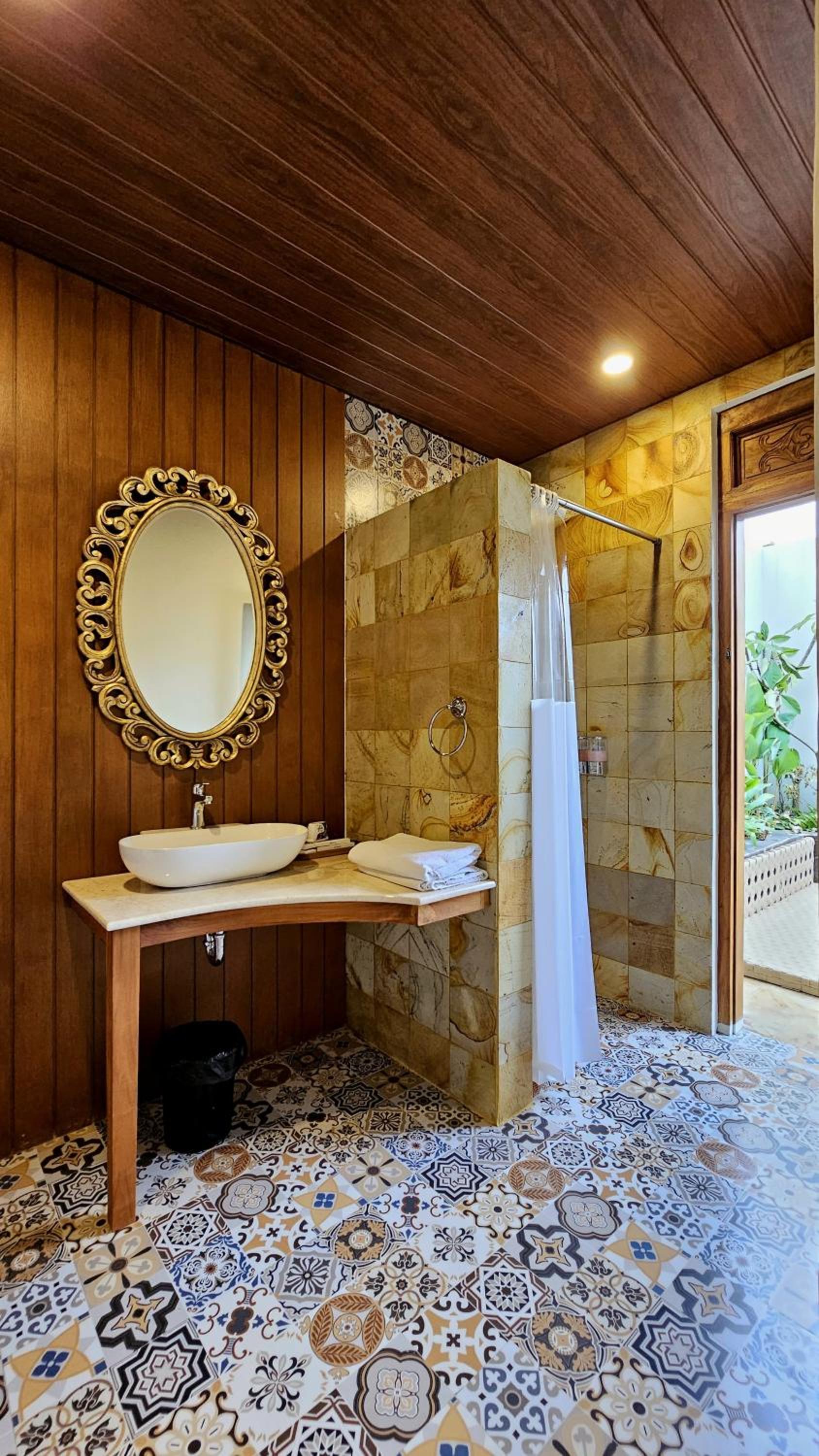 Javanese Superior Pool Villa - Photo 3