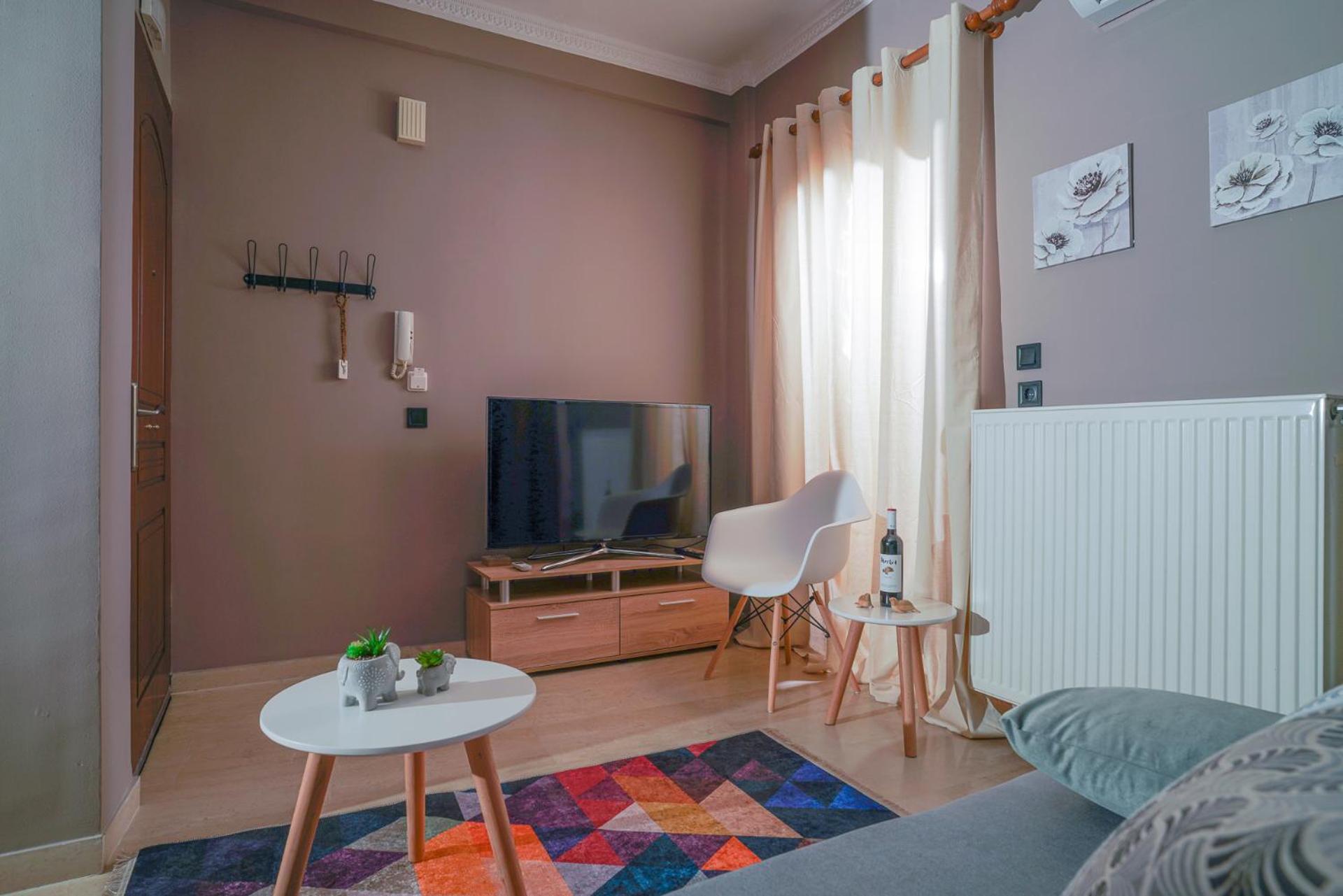 One-Bedroom Apartment photo 3