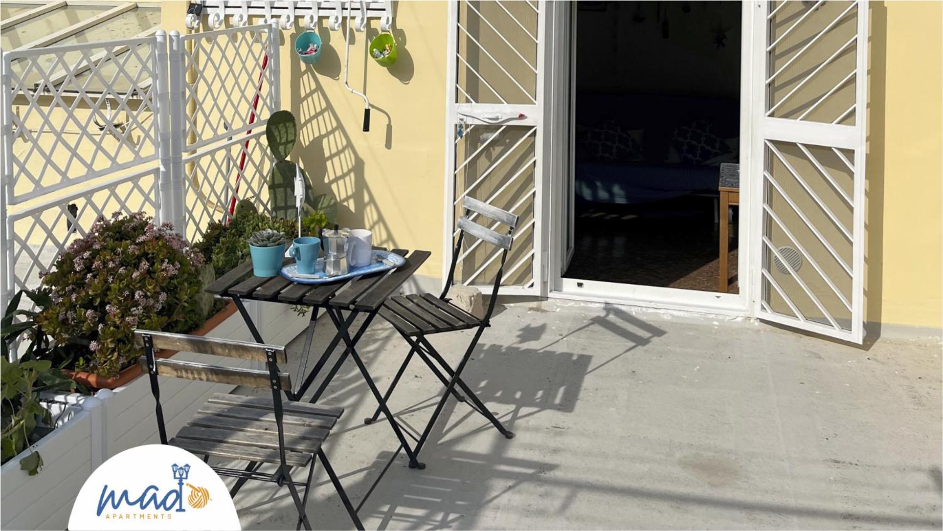 Apartment with Terrace - Photo 36