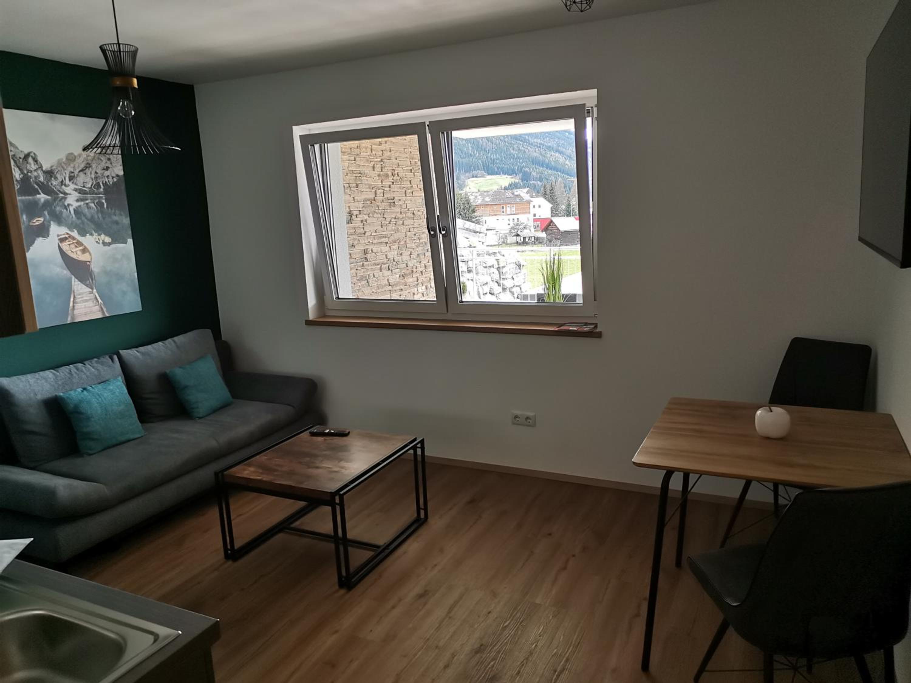 One-Bedroom Apartment photo 1