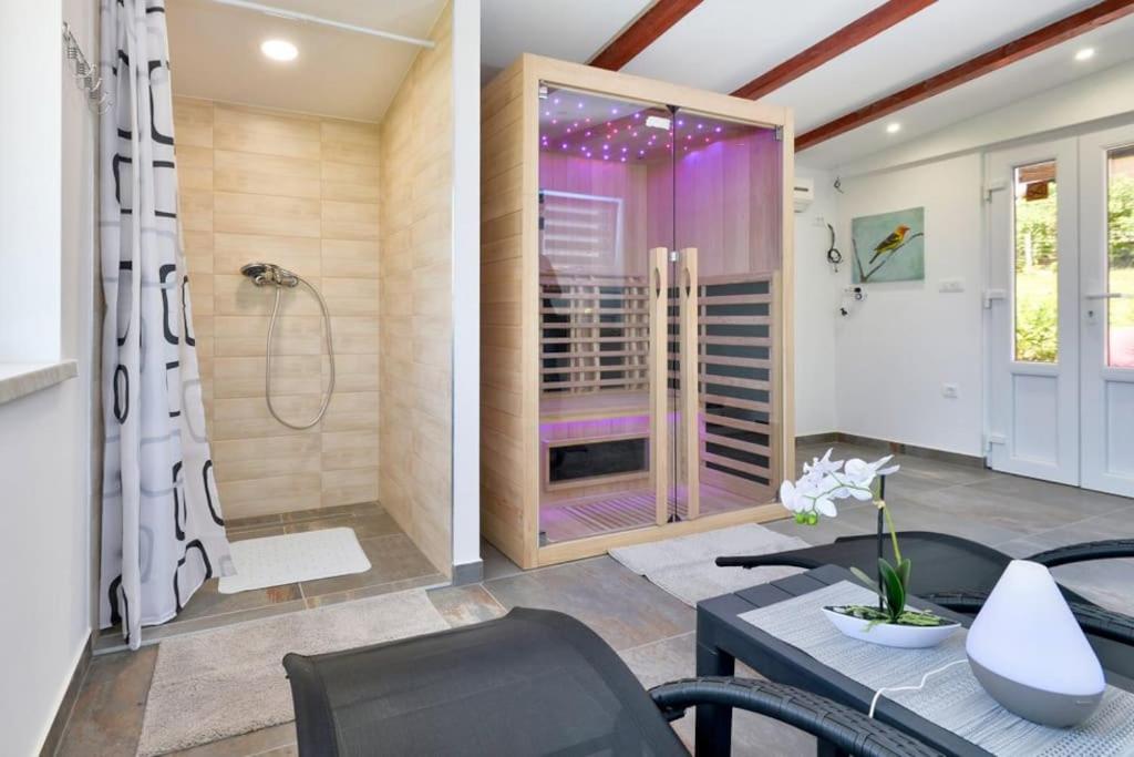 Two-Bedroom House photo 2