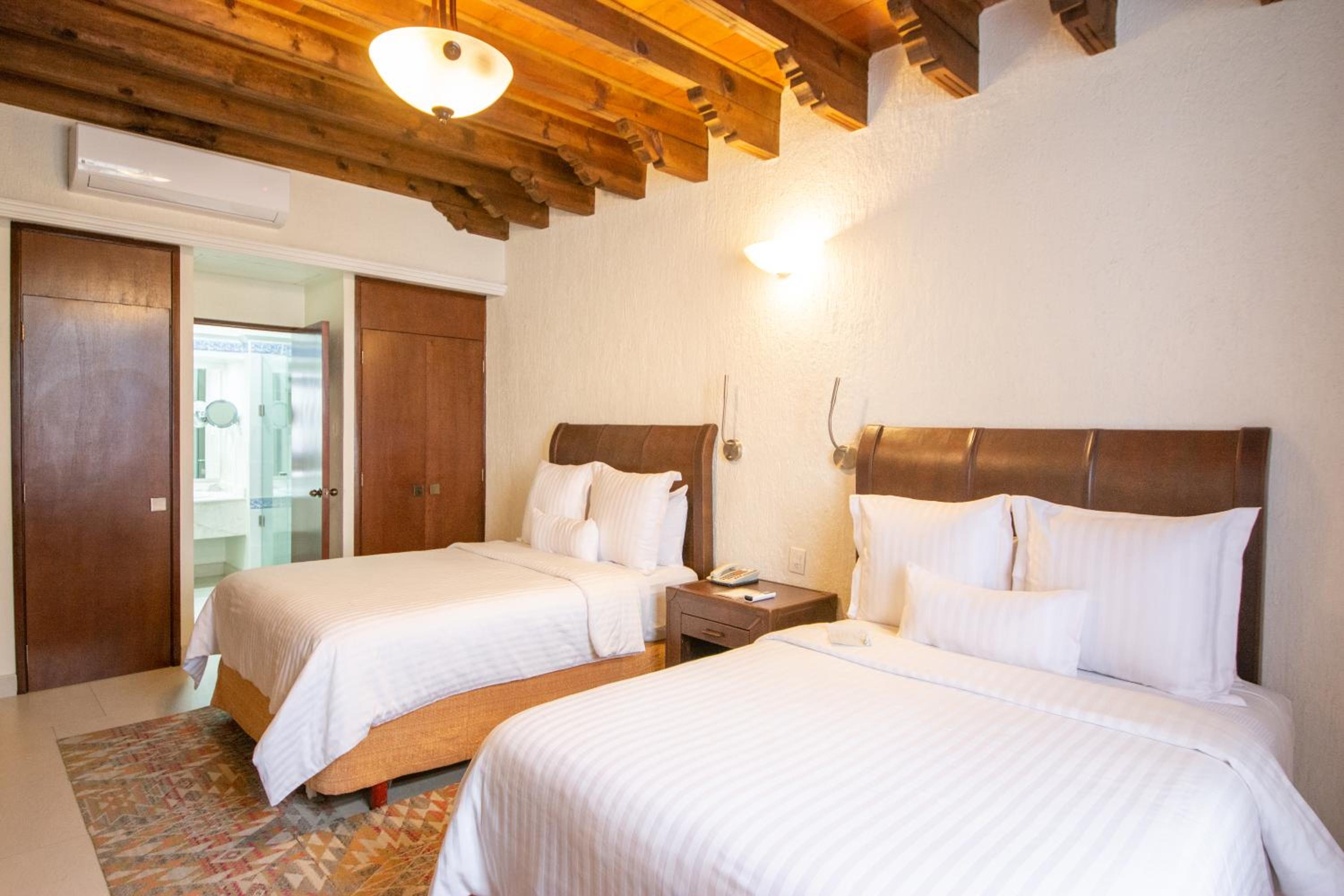 Standard  Room - Photo 5