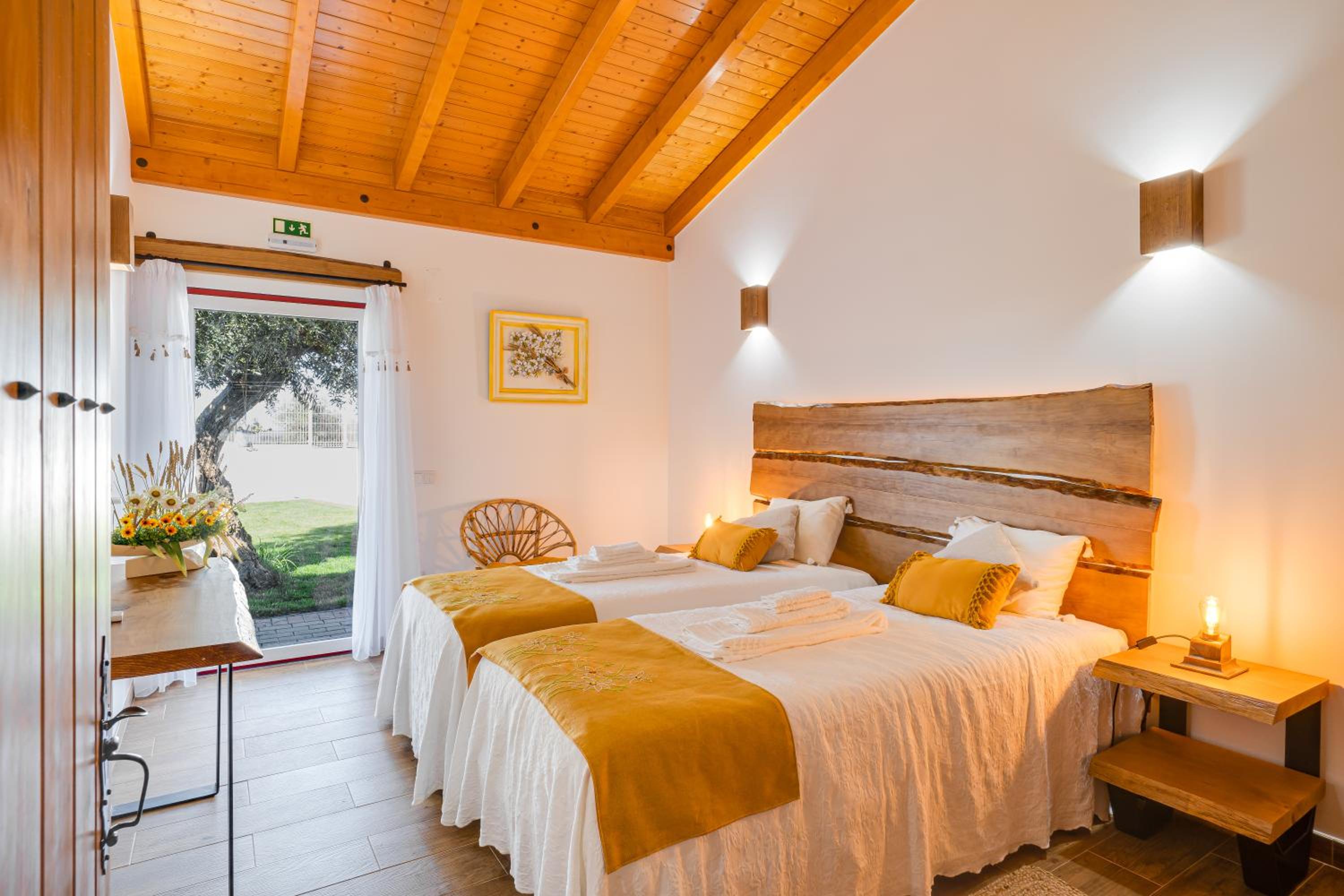 Three-Bedroom House photo 2