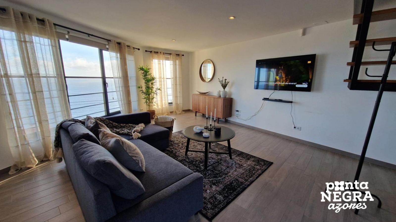Three-Bedroom Townhouse photo 3