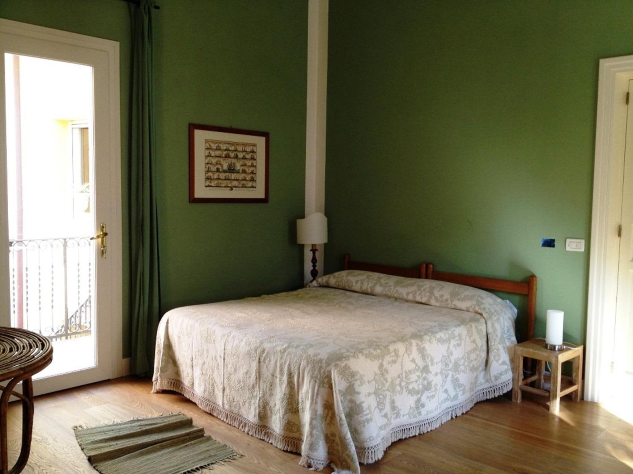 Superior Double or Twin Room with City View photo 2