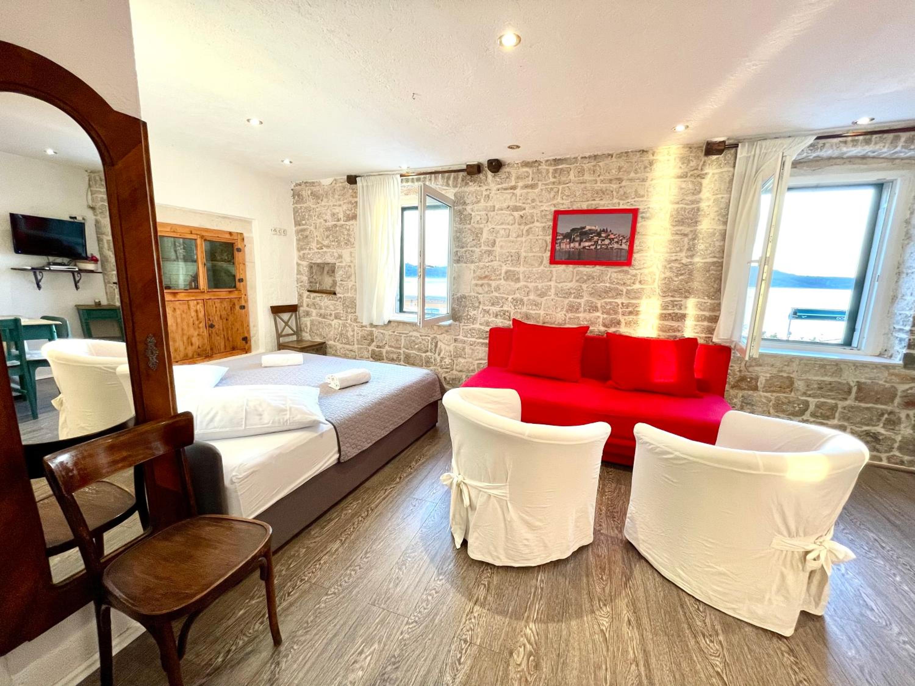 Studio Apartment with Sea View