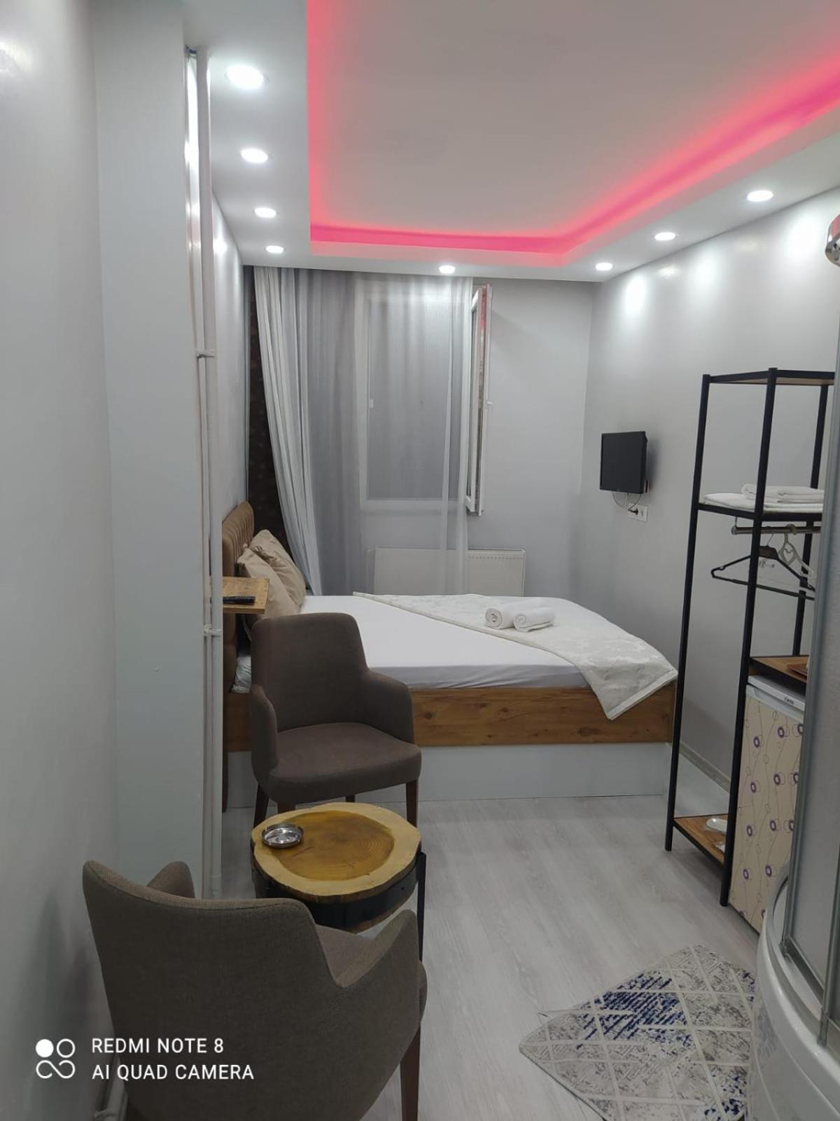 Standard Double Room photo 3