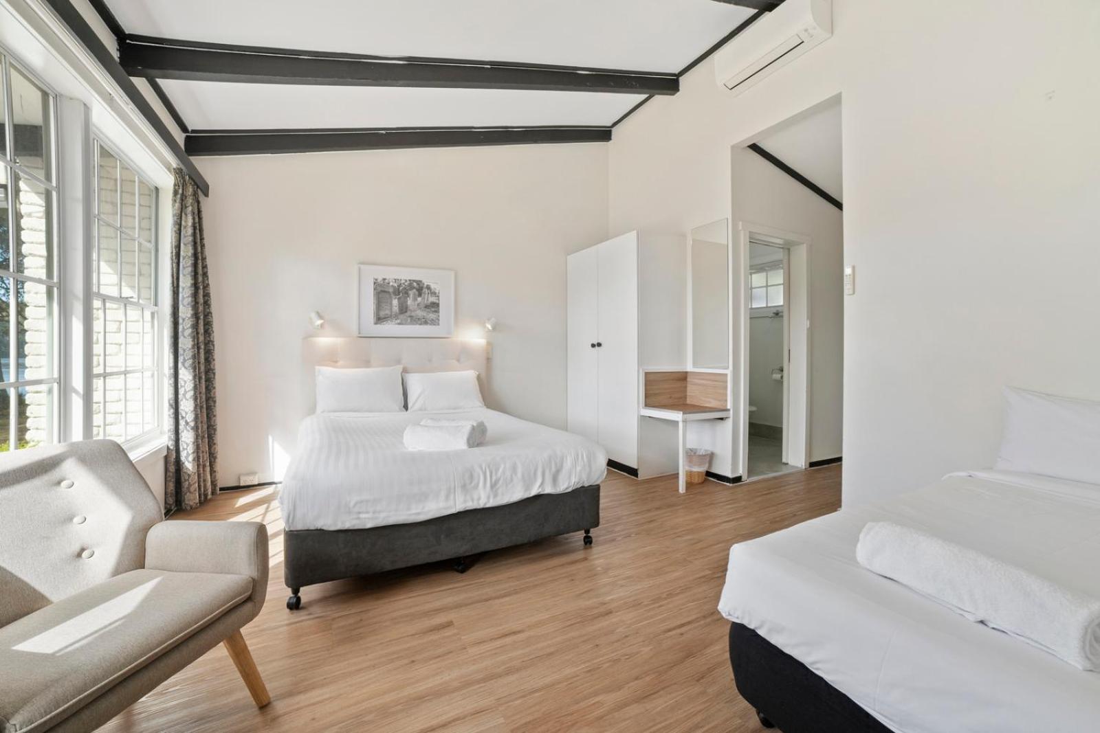 Twin Room with Sea View photo 2