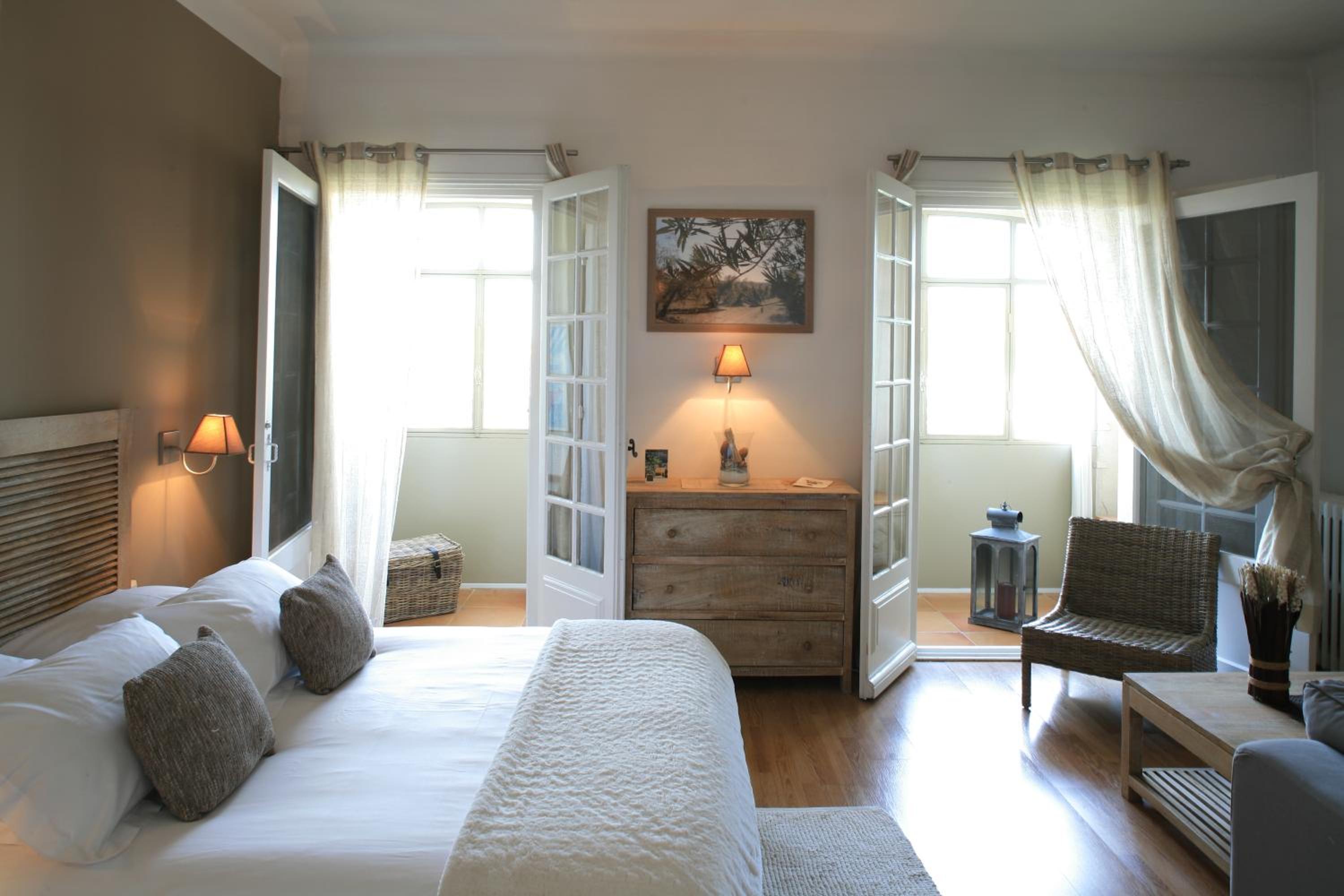 Superior Double Room - Photo 1