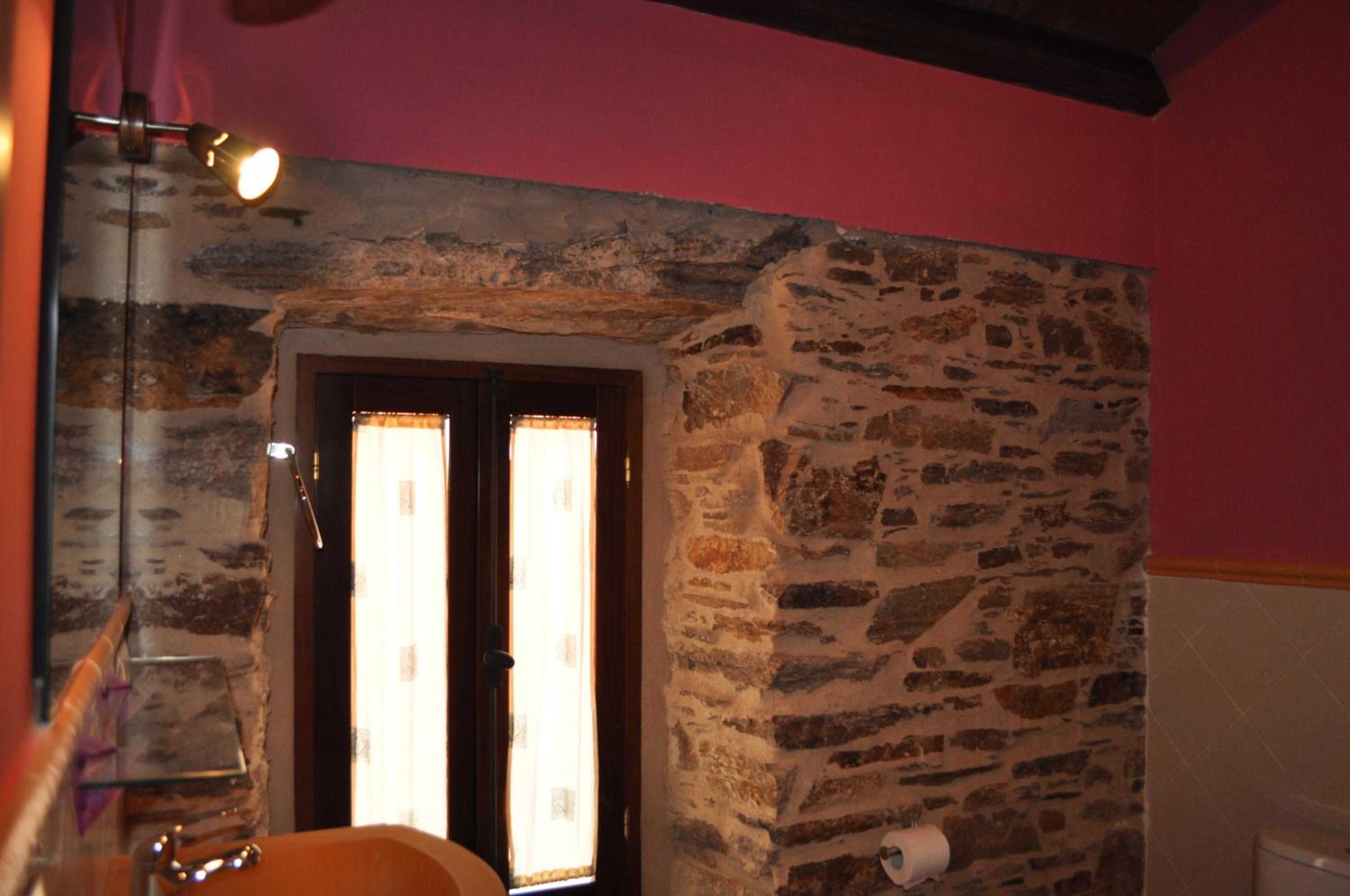 Double or Twin Room - Photo 16