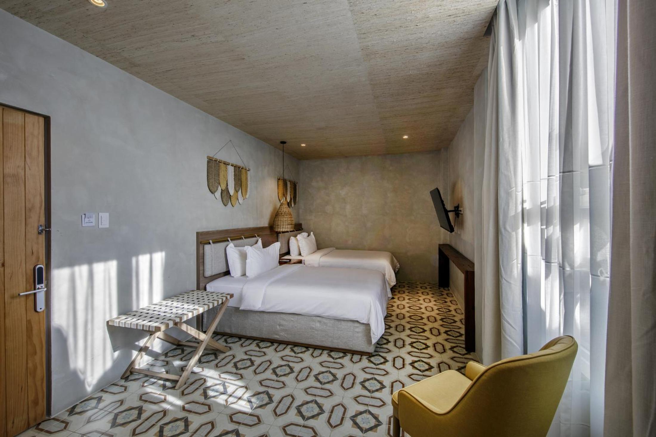 Deluxe Double or Twin Room photo 3