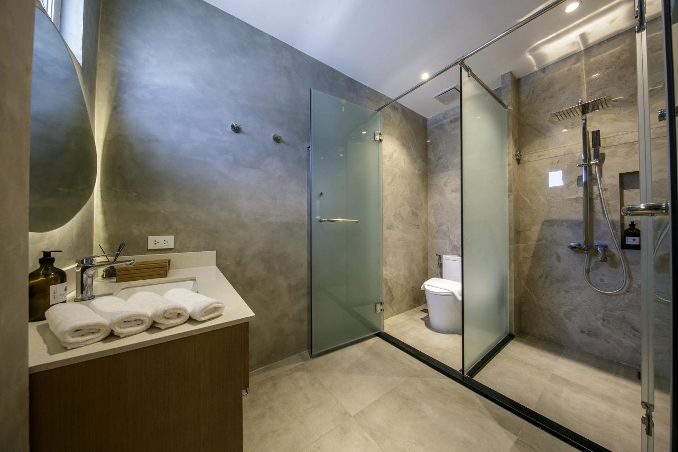 Family Room with Private Bathroom photo 3