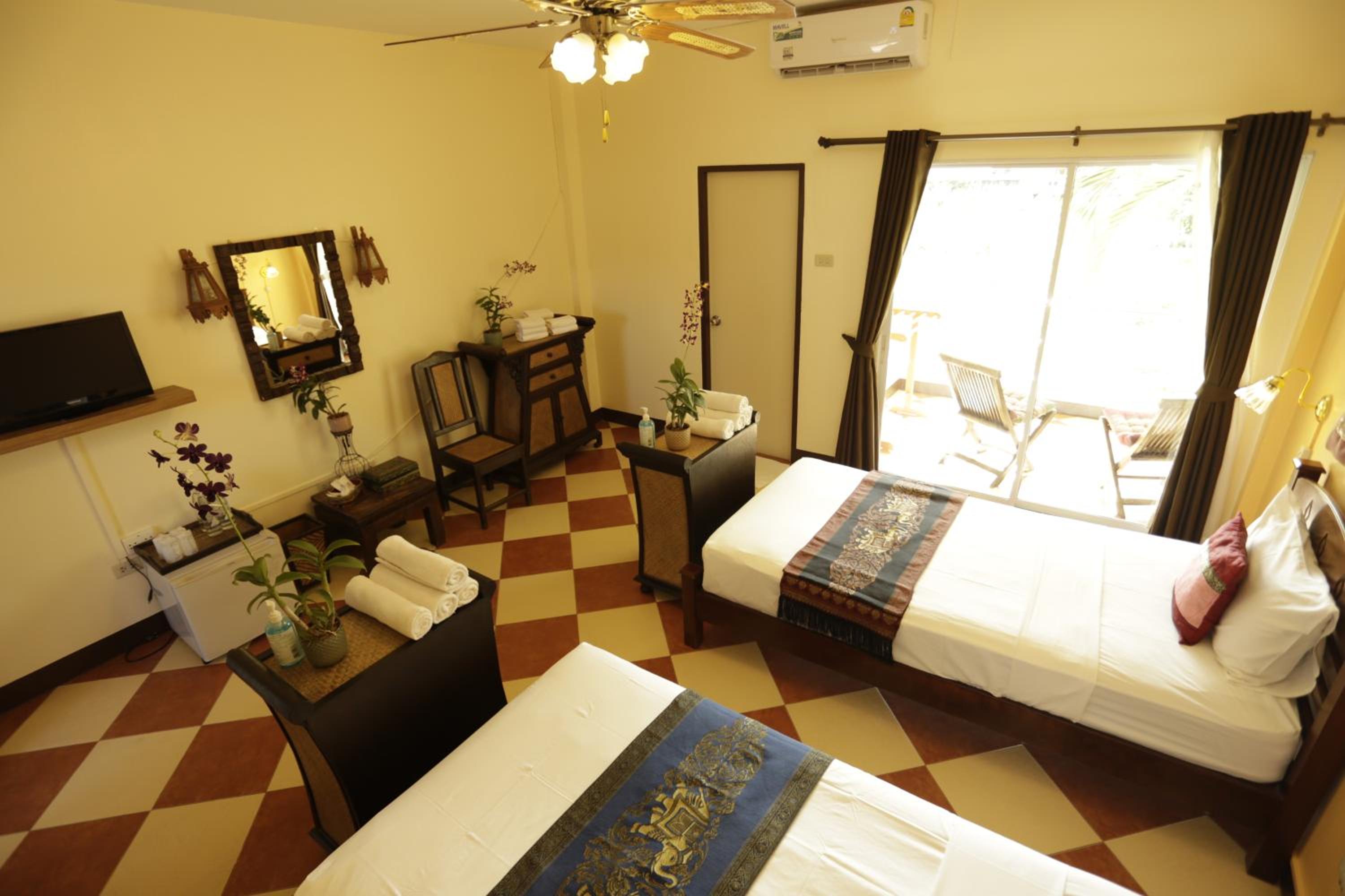 Deluxe Twin Room
