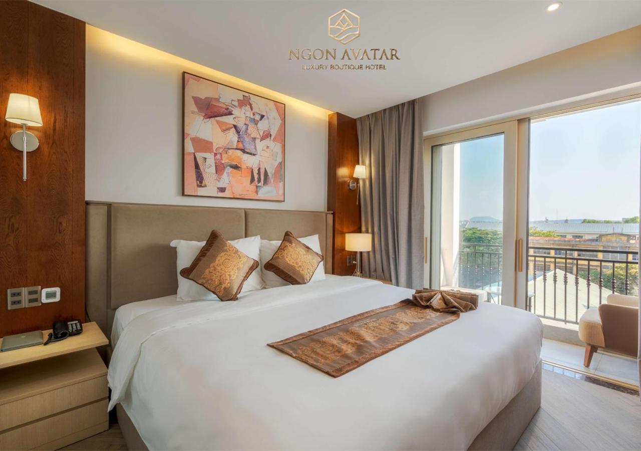Deluxe Double Room with Balcony photo 3