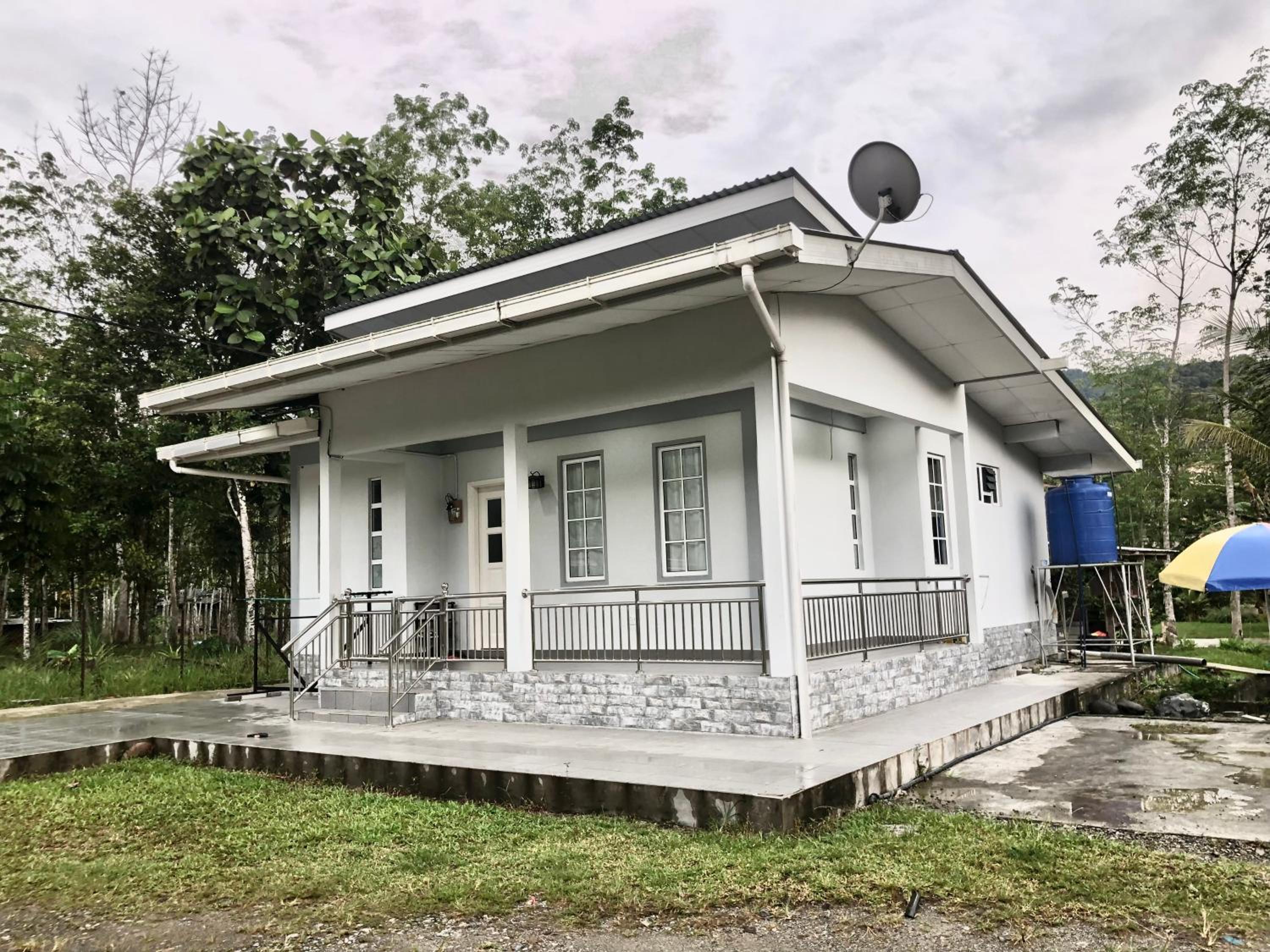 Two-Bedroom House photo 2