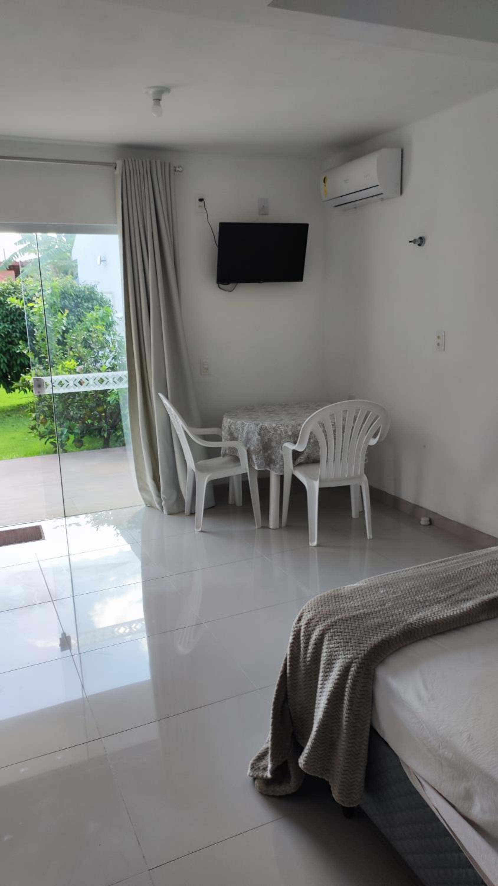 Apartment with Pool View  - Photo 4