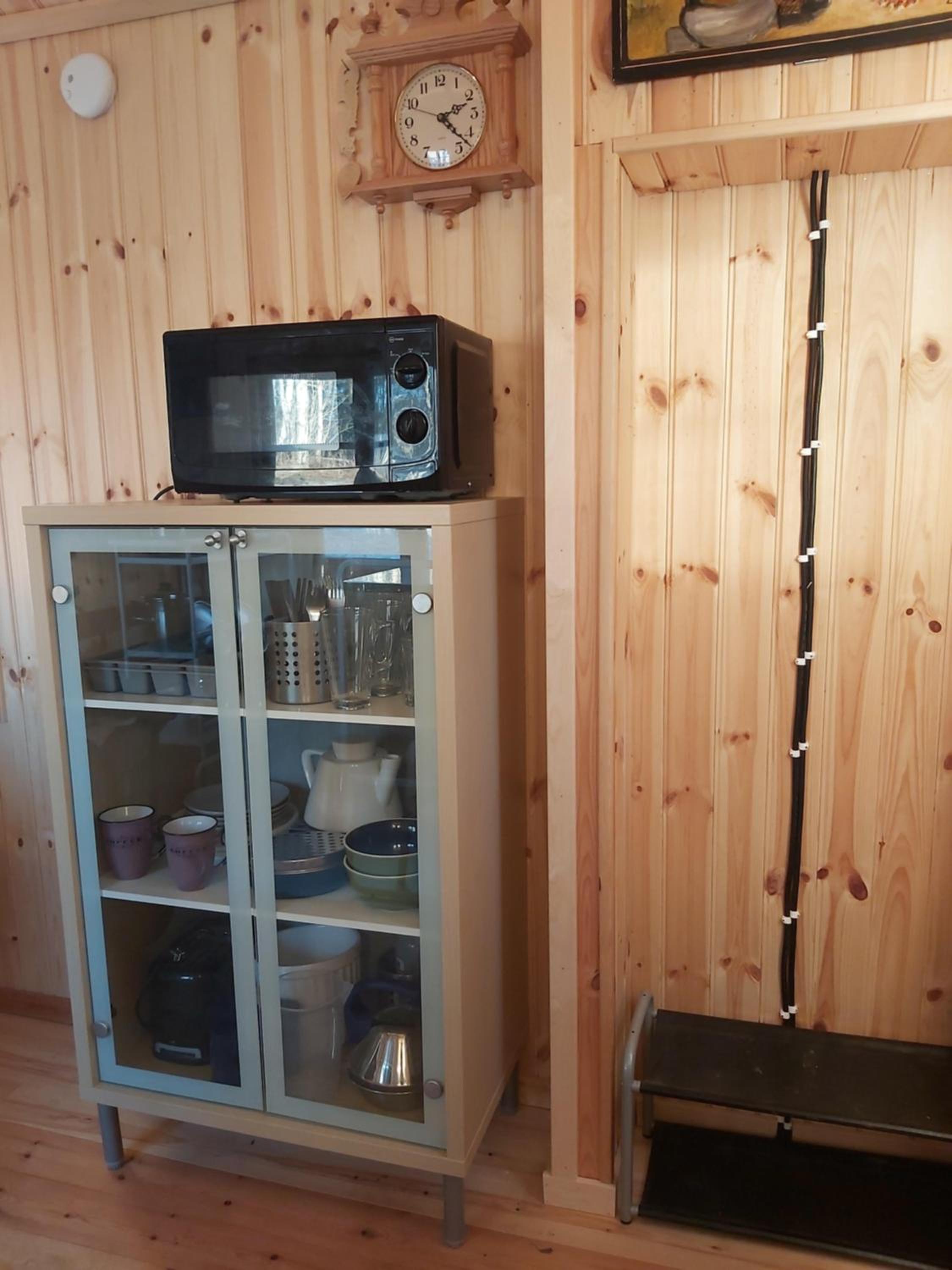 One-Bedroom House - Photo 11