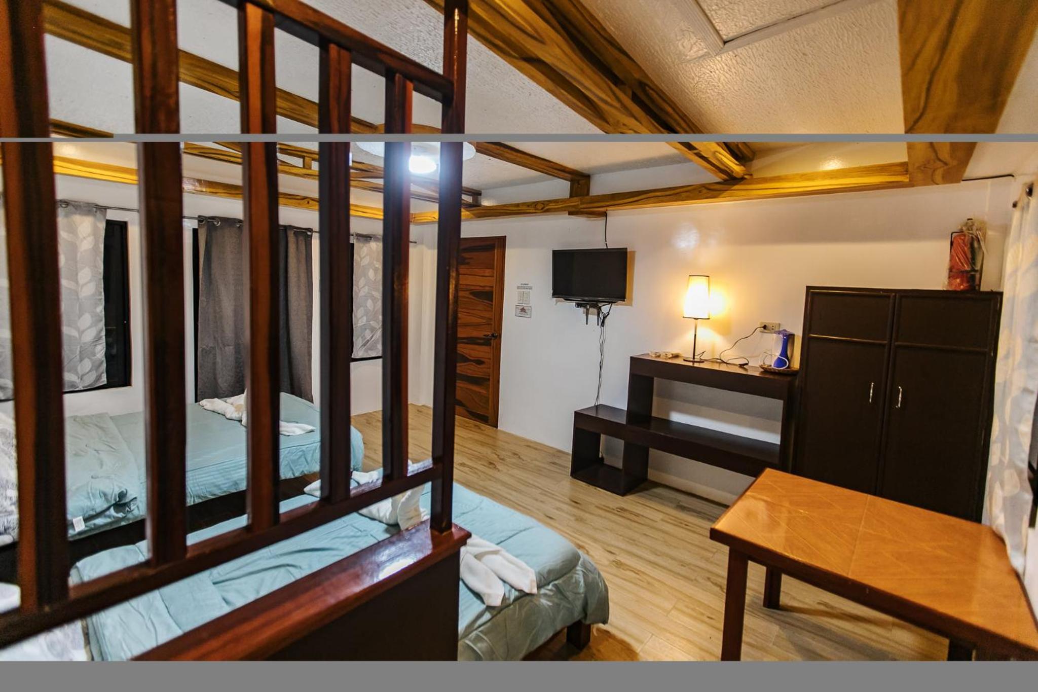 Deluxe Double Room with Sea View photo 2