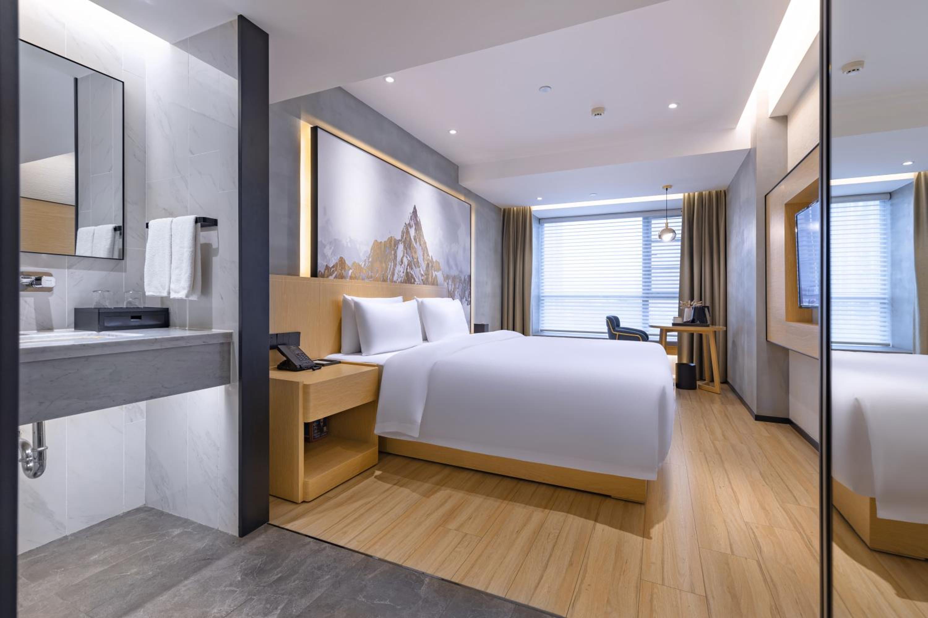 Deluxe Double Room photo 3
