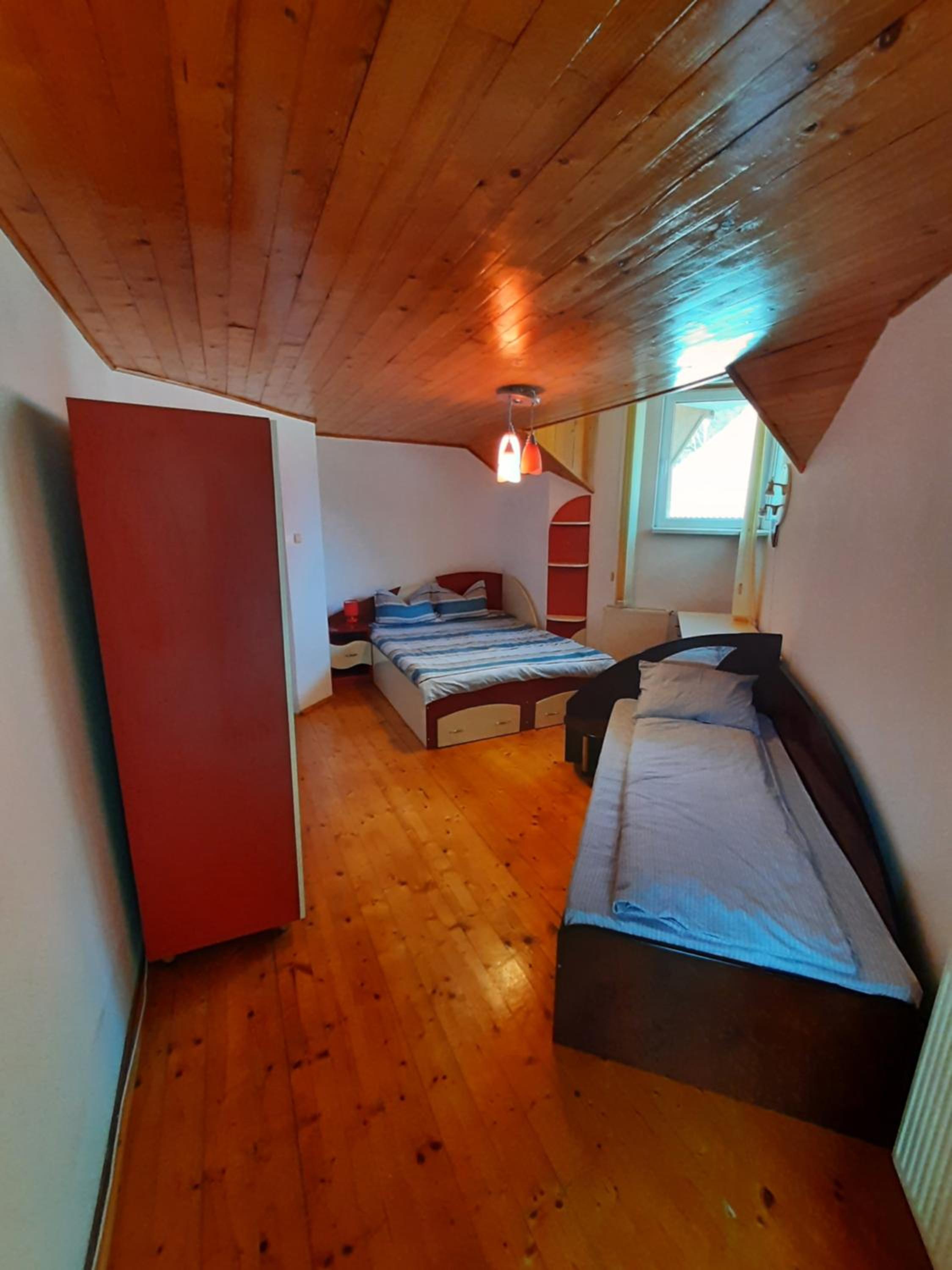 Triple Room with Shared Bathroom photo 1