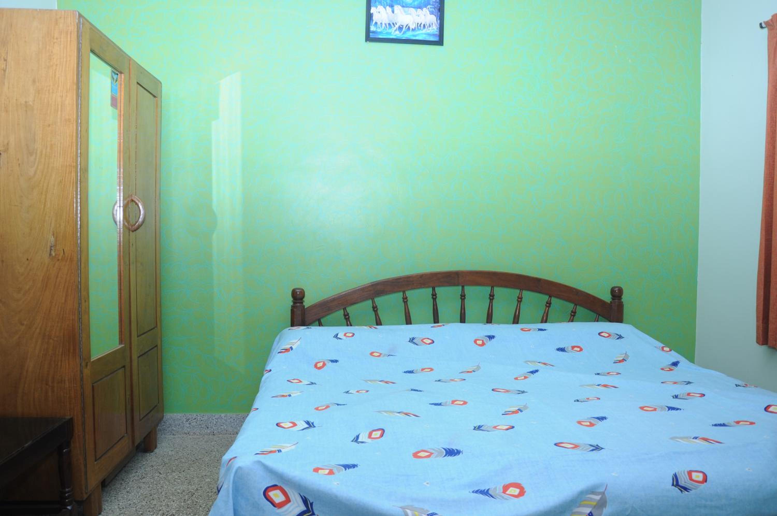Family Room photo 2
