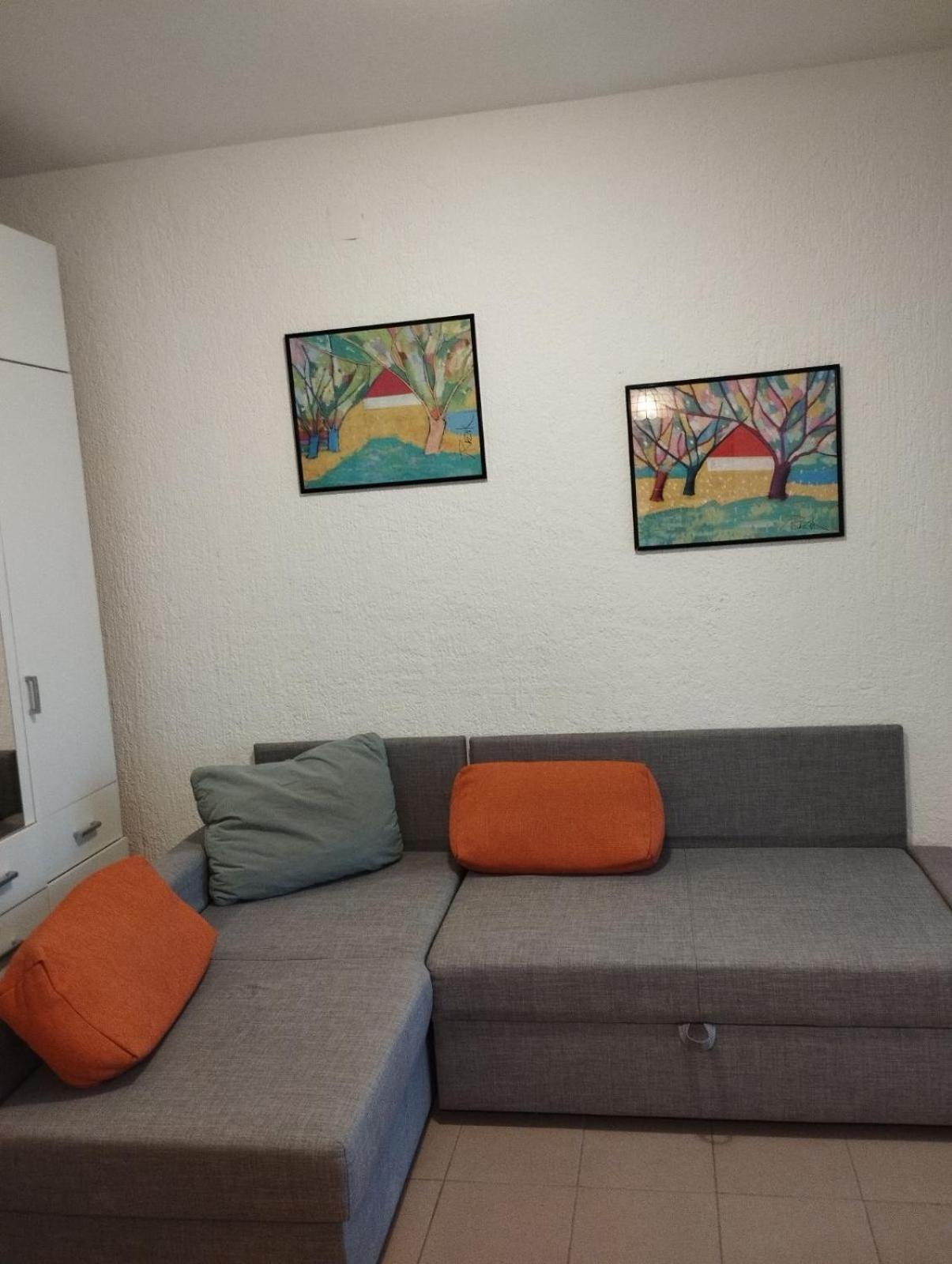 Apartment With Sea View