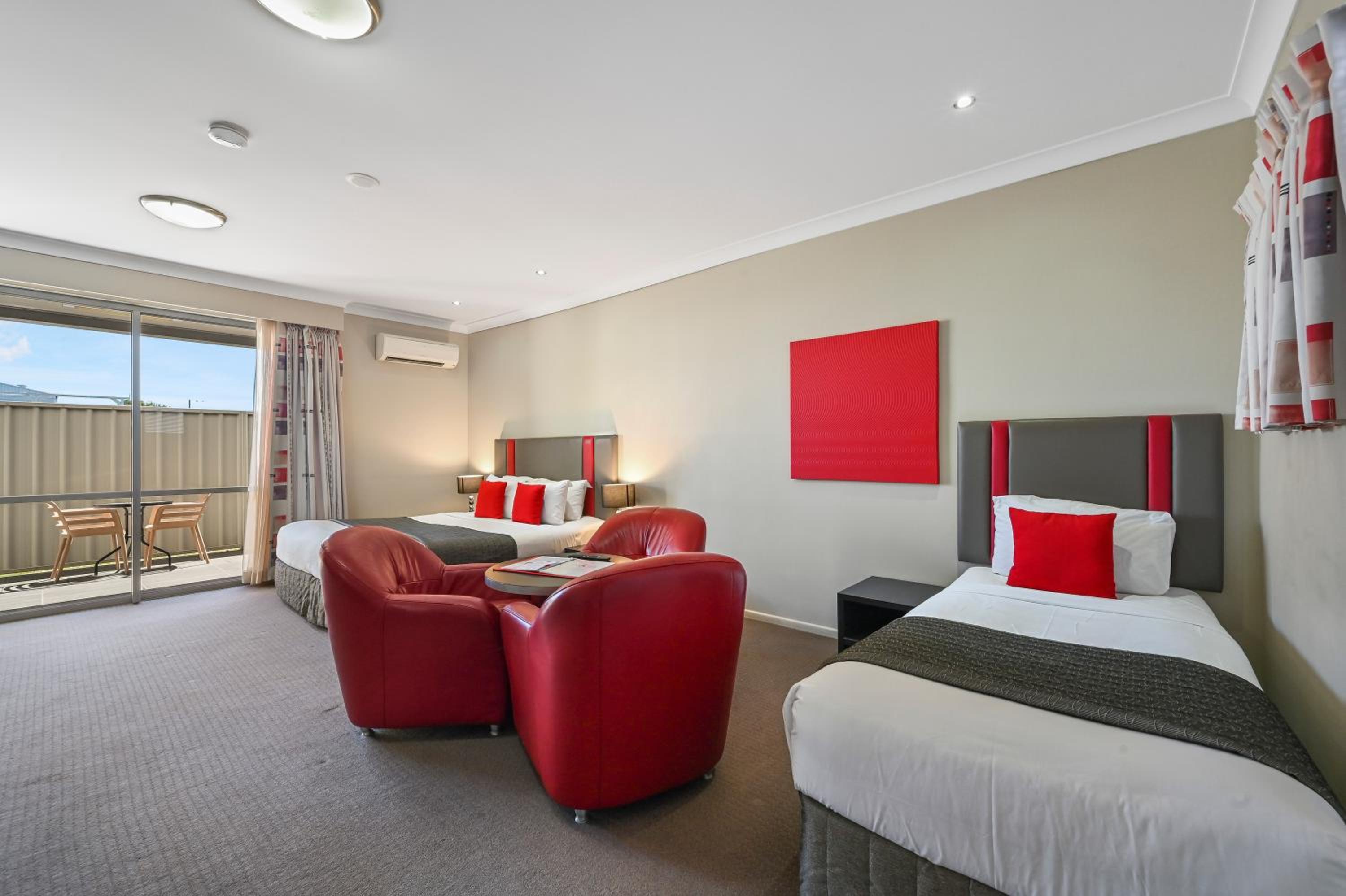 Executive King Room - Photo 4