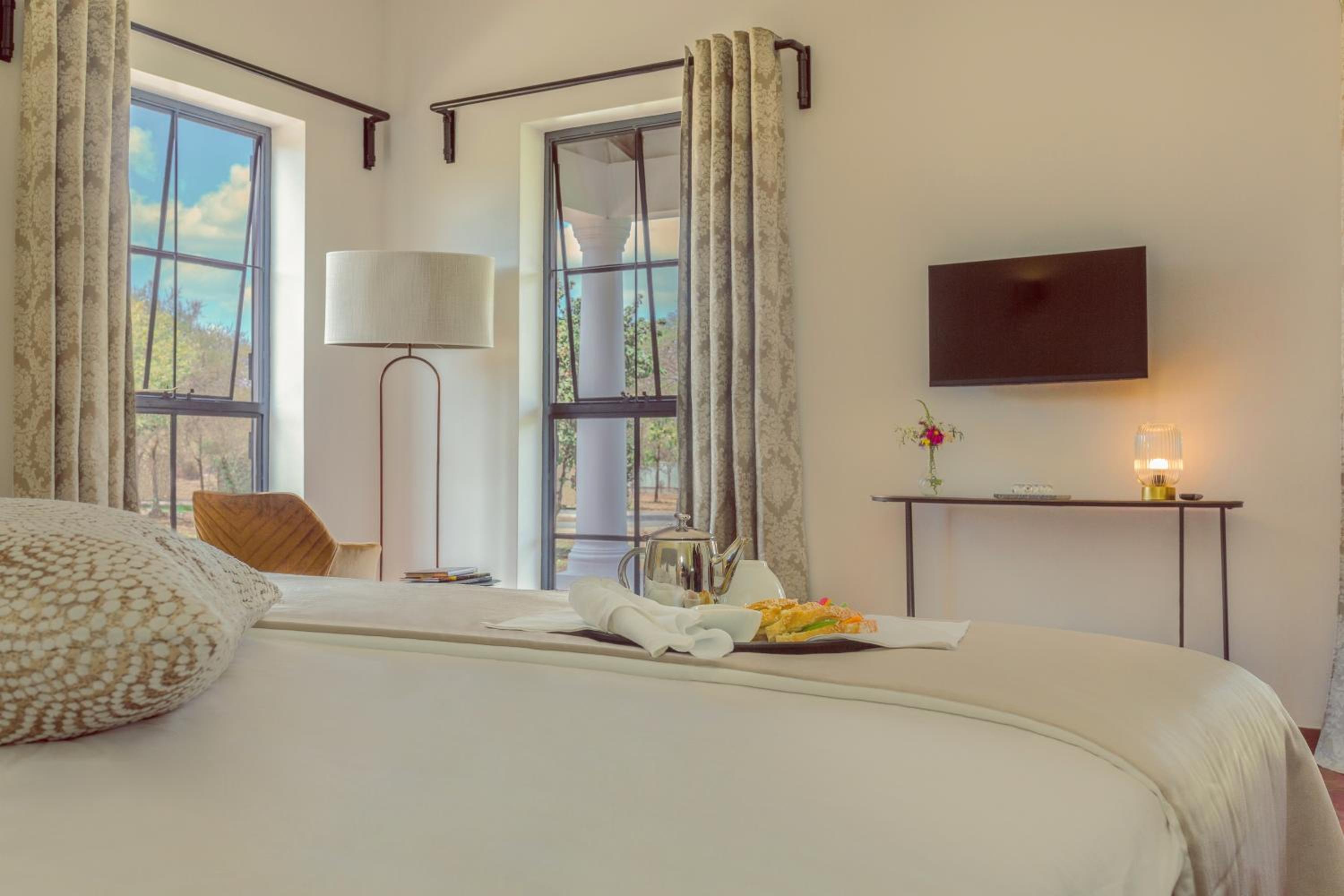 Double Room with Garden View - Photo 6