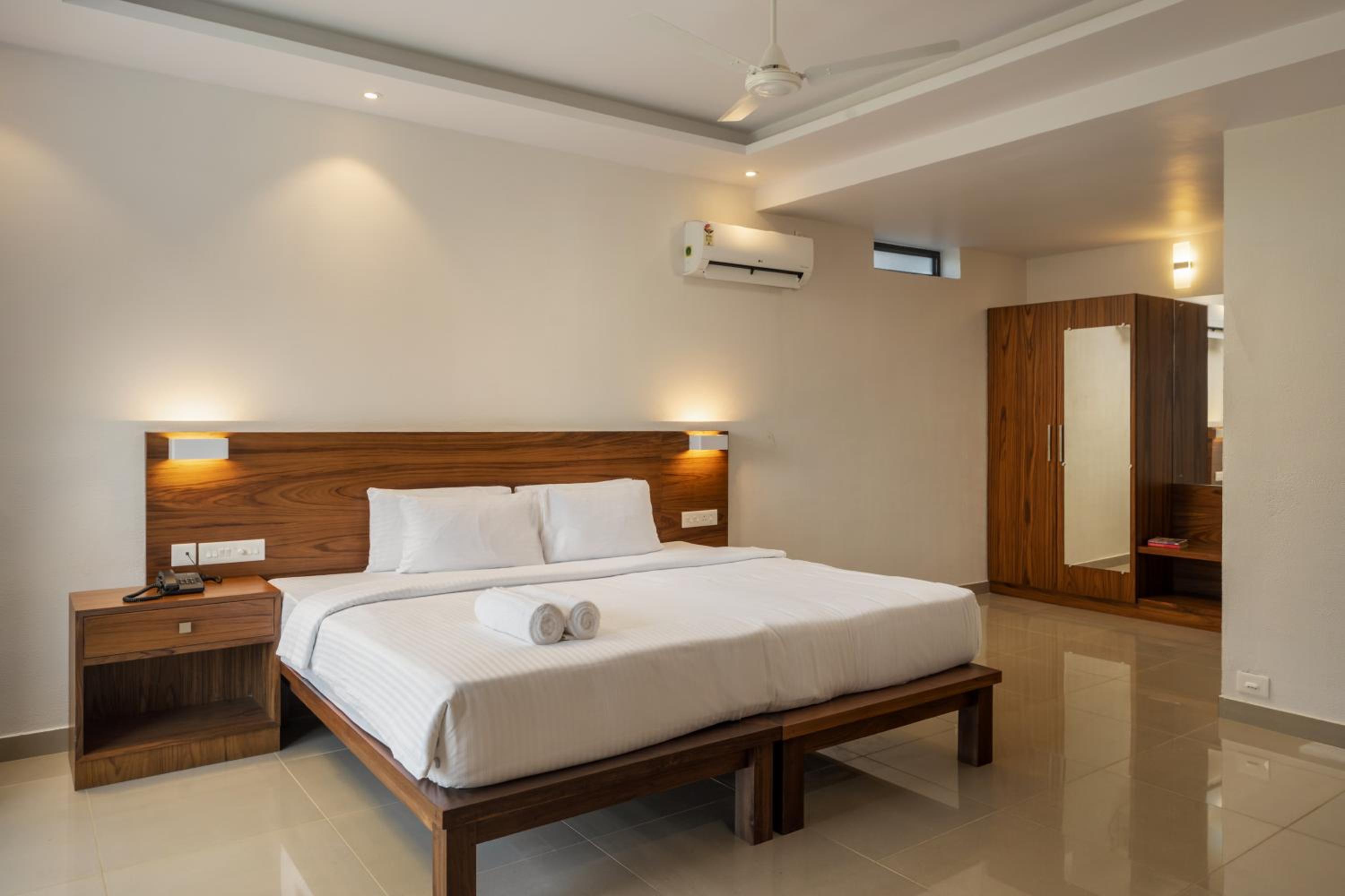 Superior Deluxe Double or Twin Room