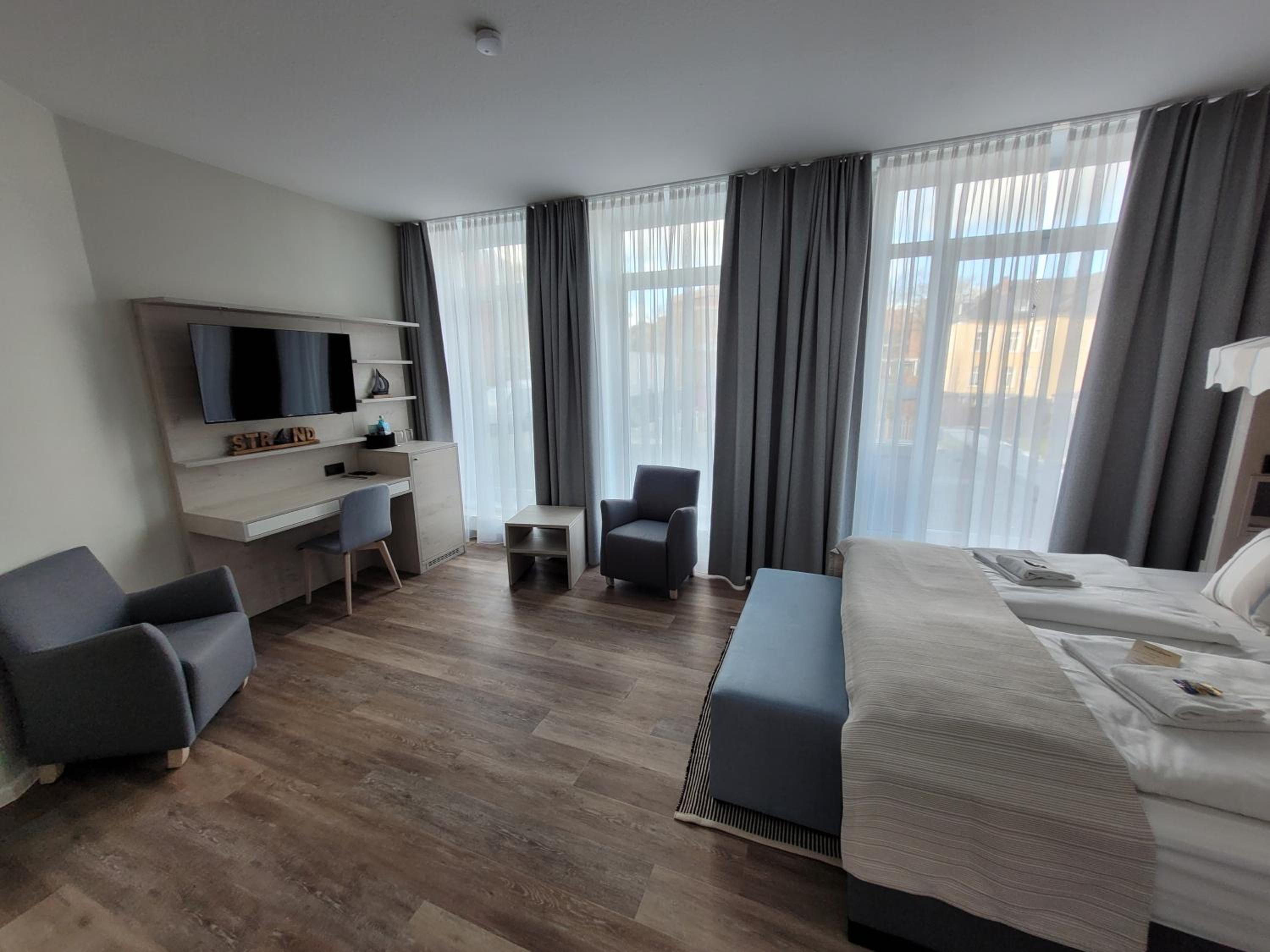 Superior Double Room **** photo 3