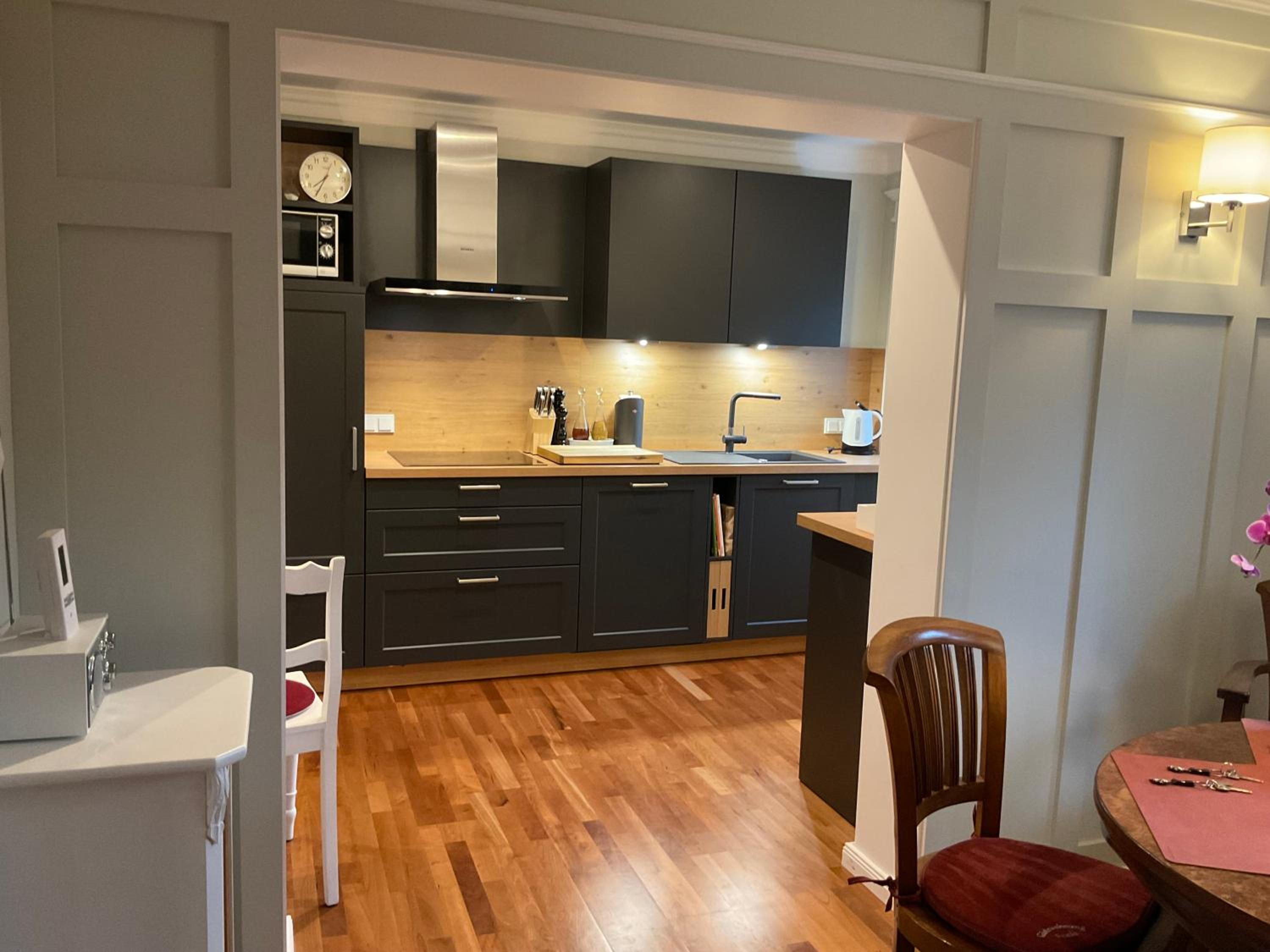 Two-Bedroom House photo 2