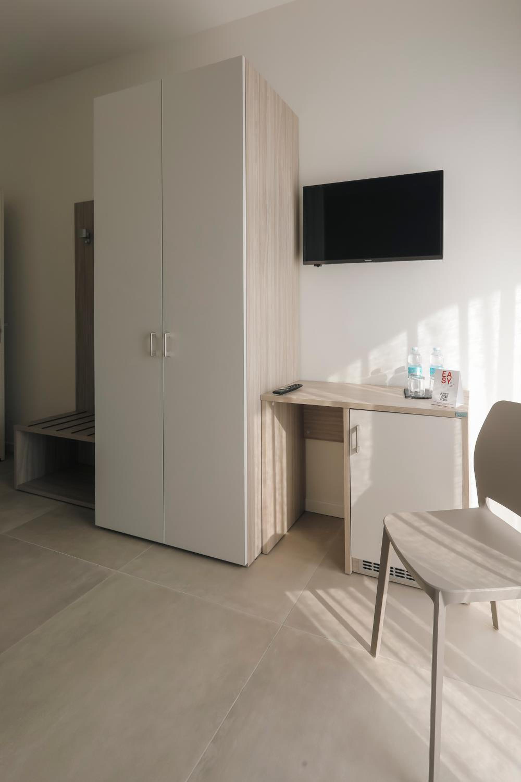 Double or Twin Room with Terrace photo 2