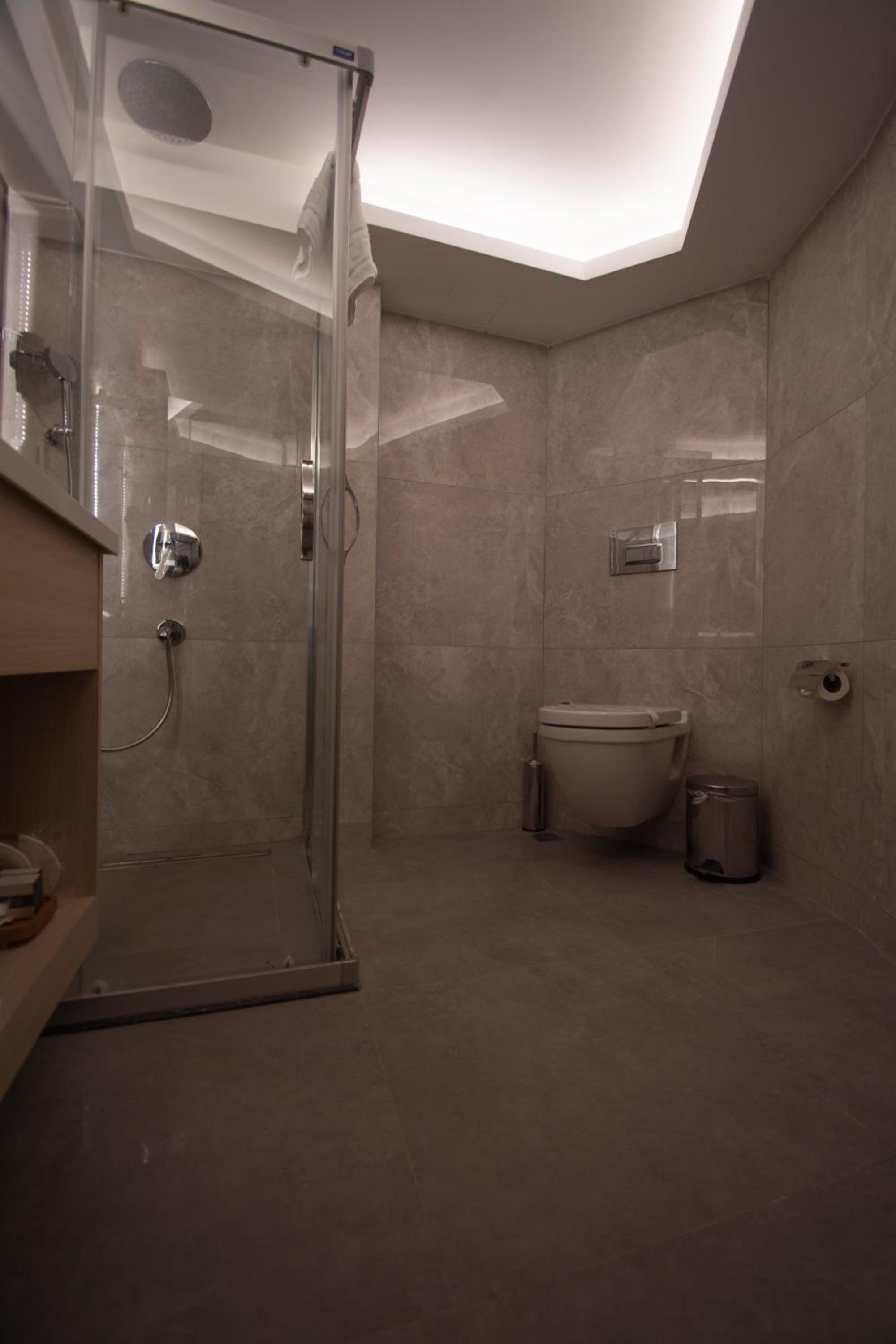 Standard Triple Room photo 2