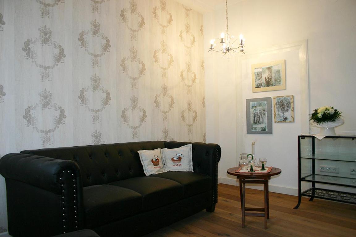 Apartment photo 2