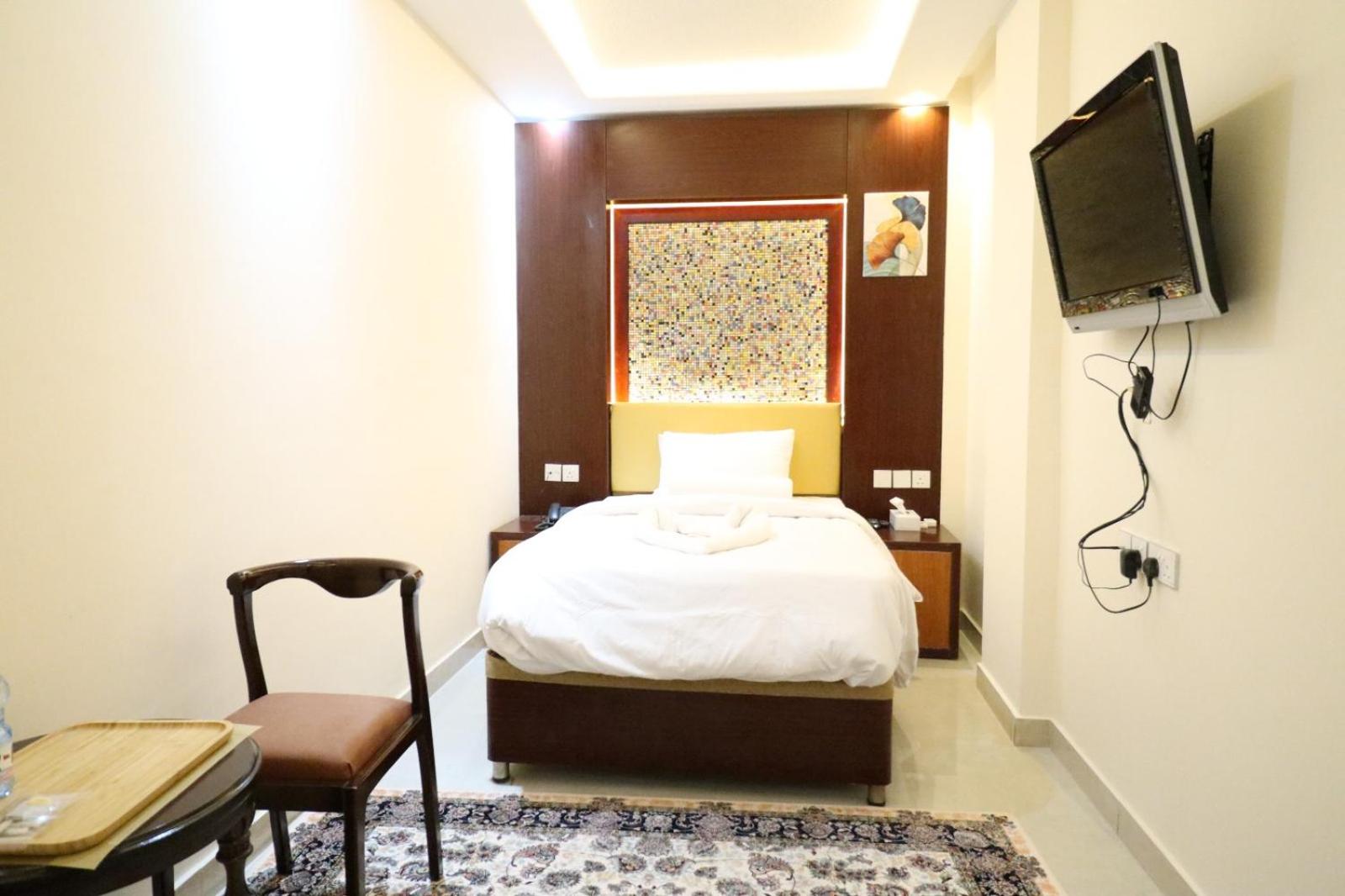 Budget Single Room