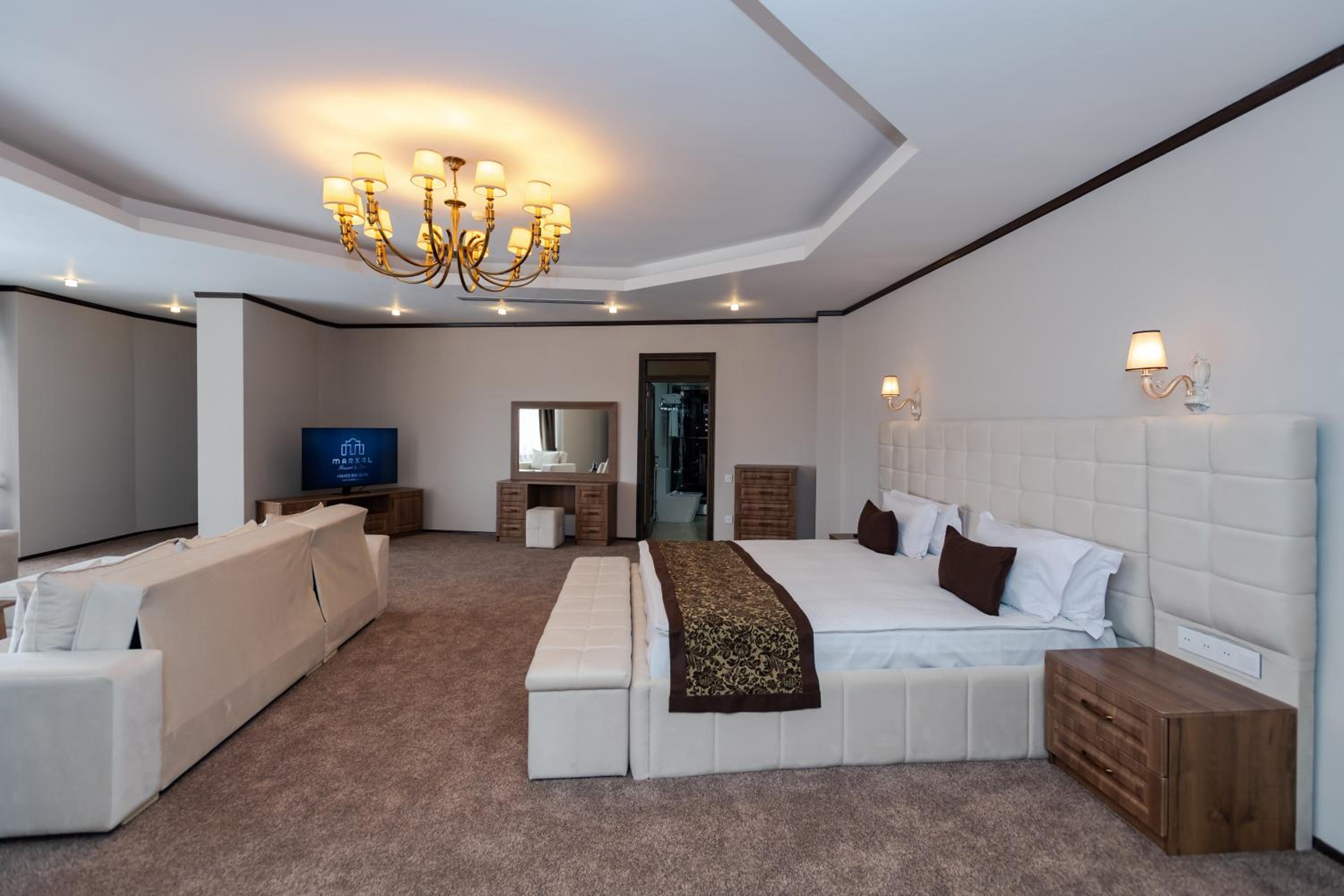 Executive Suite photo 1
