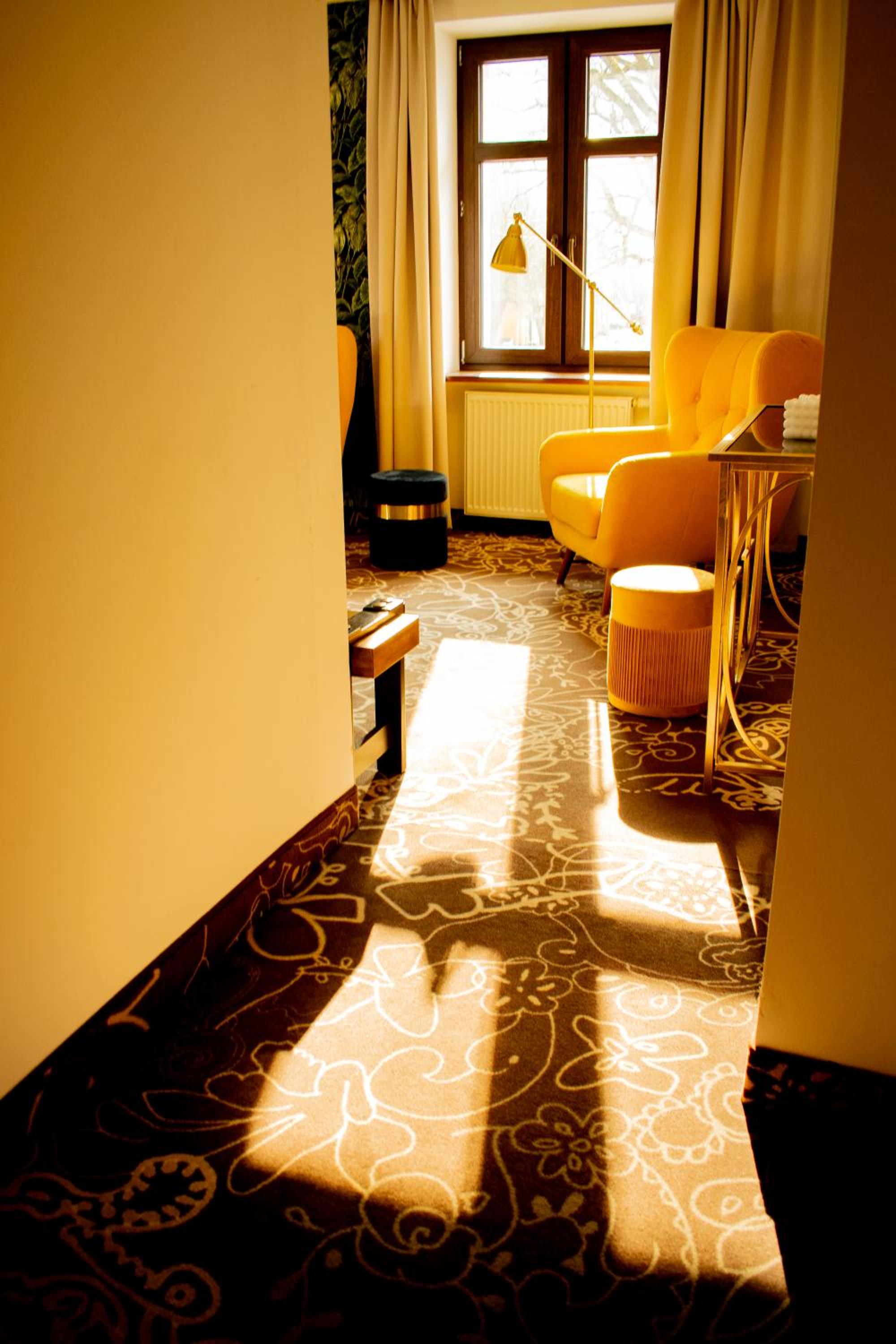 Standard Double Suite - Photo 13