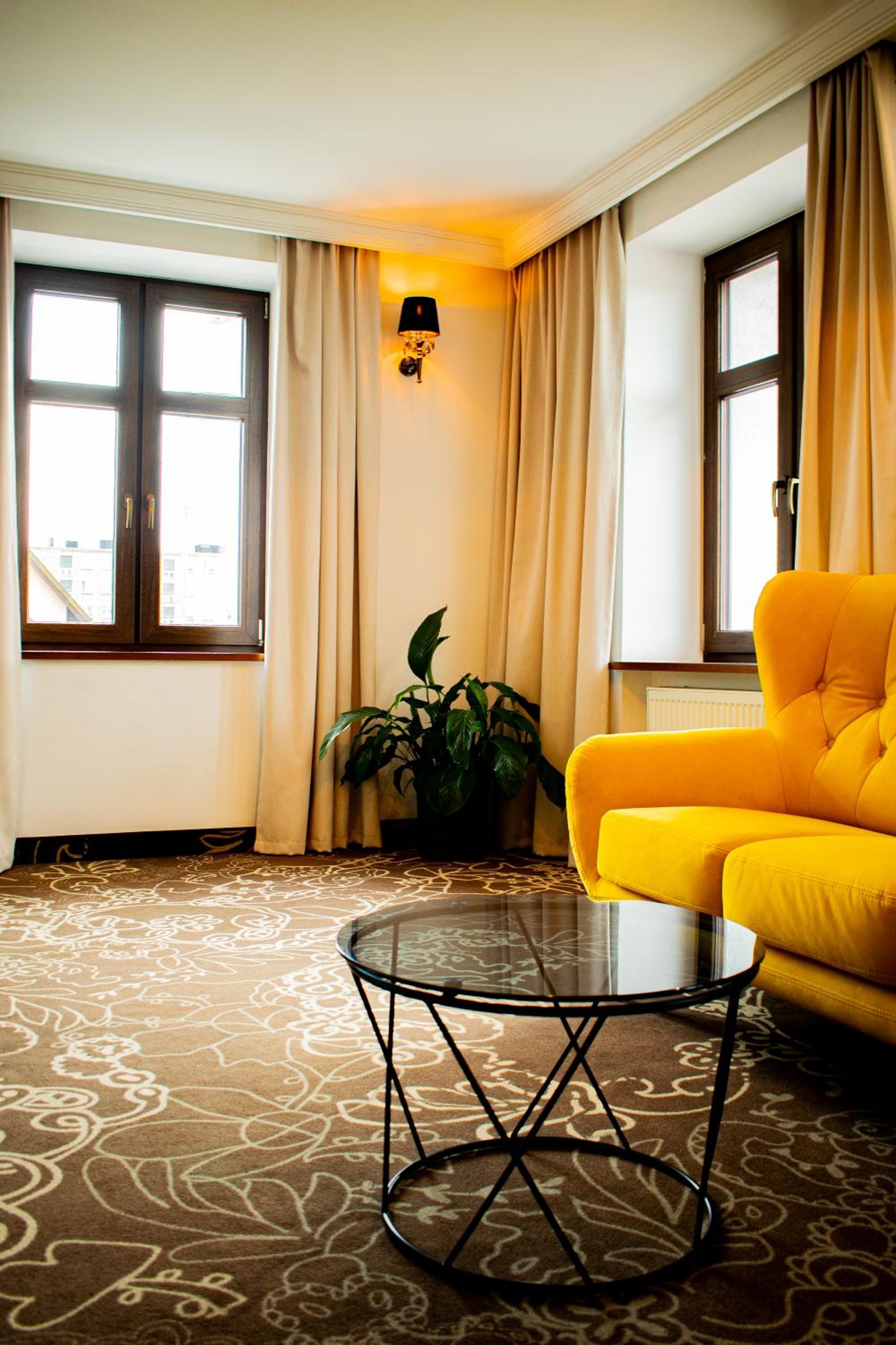 Standard Double Suite - Photo 17