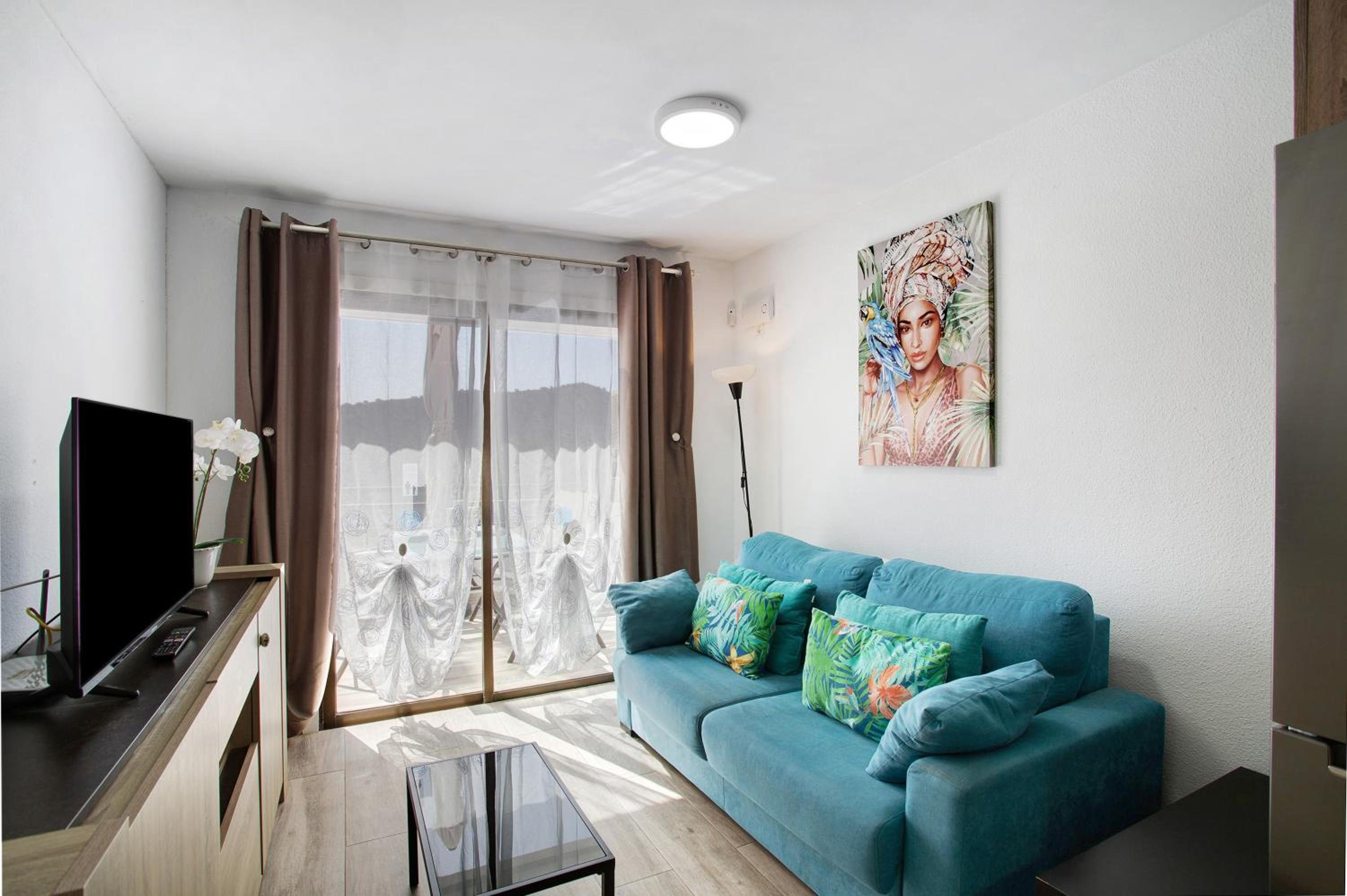Apartamento de un dormitorio superior con balcón