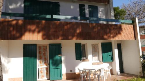 Two-Bedroom Apartment - Ground Floor  photo 2