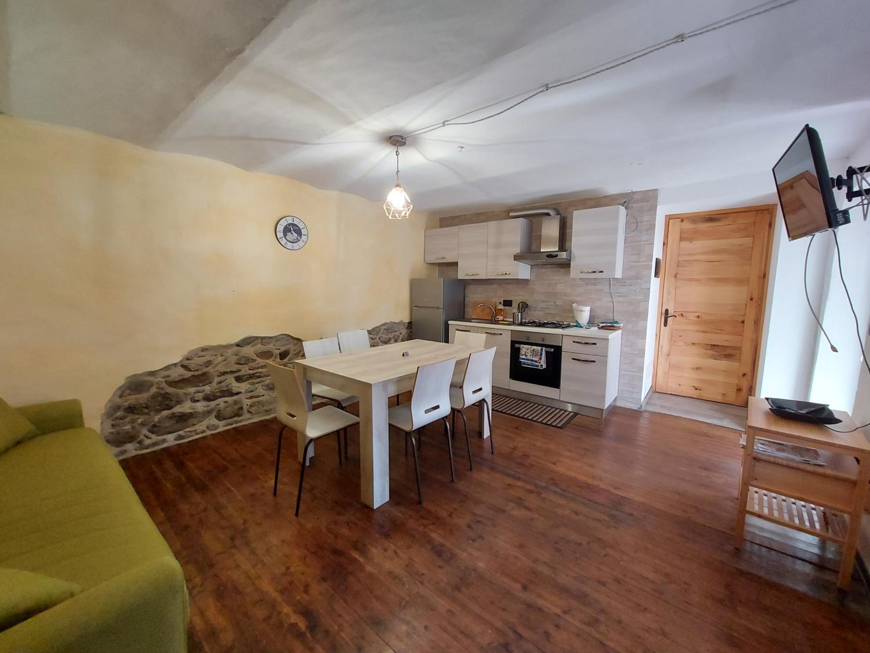 Two-Bedroom Apartment - Photo 39
