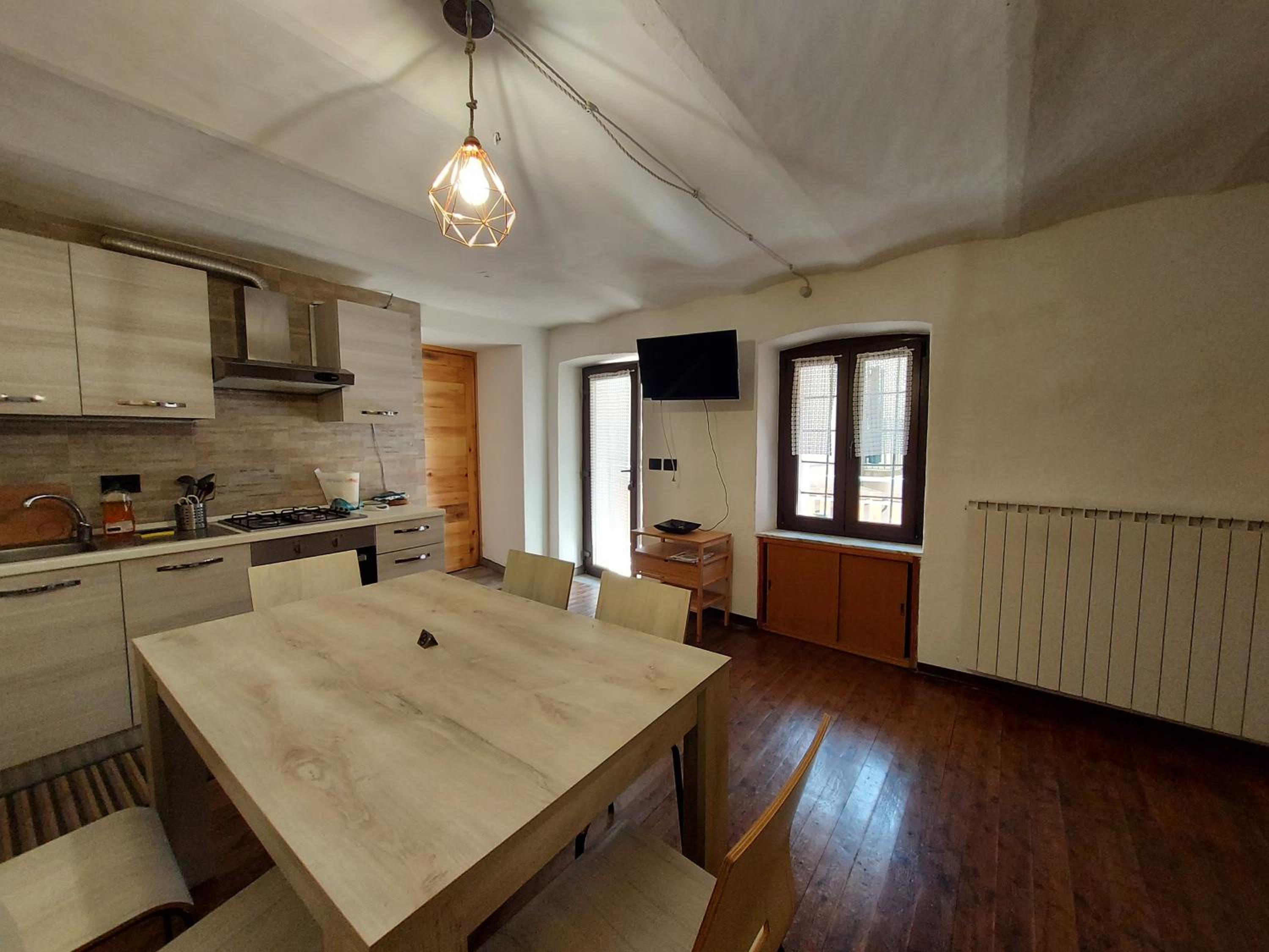 Two-Bedroom Apartment - Photo 18