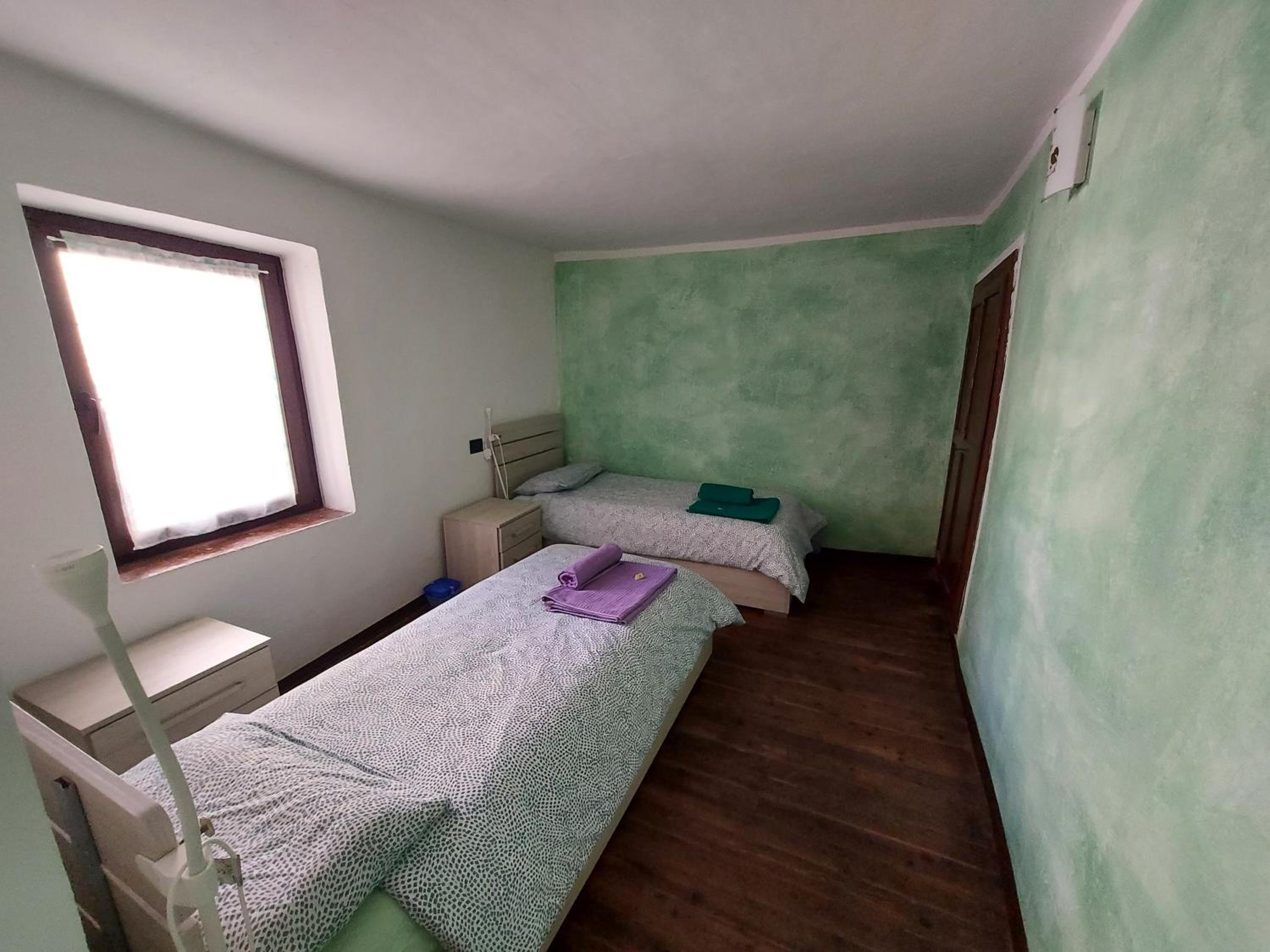Two-Bedroom Apartment - Photo 3