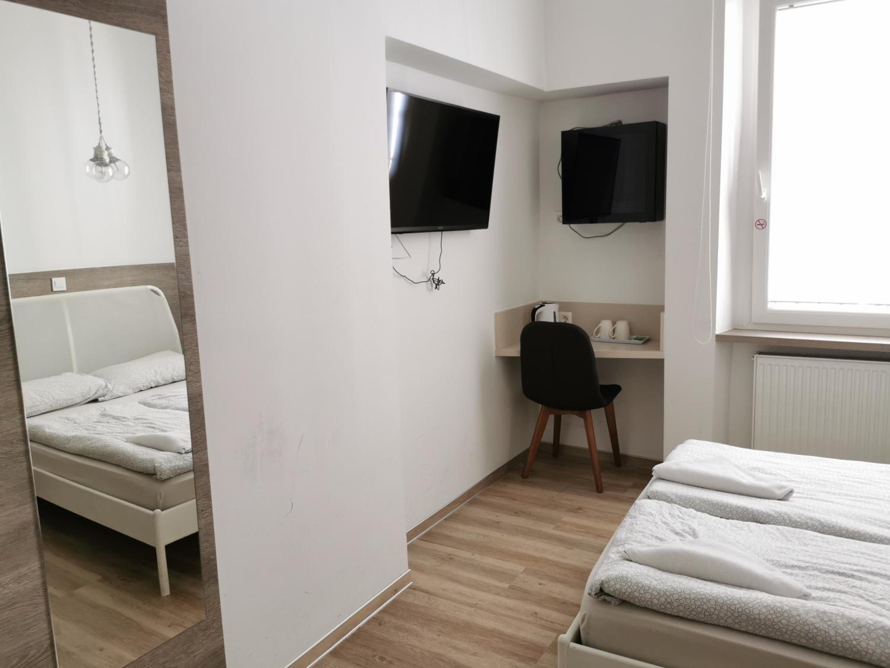 Double Room photo 3