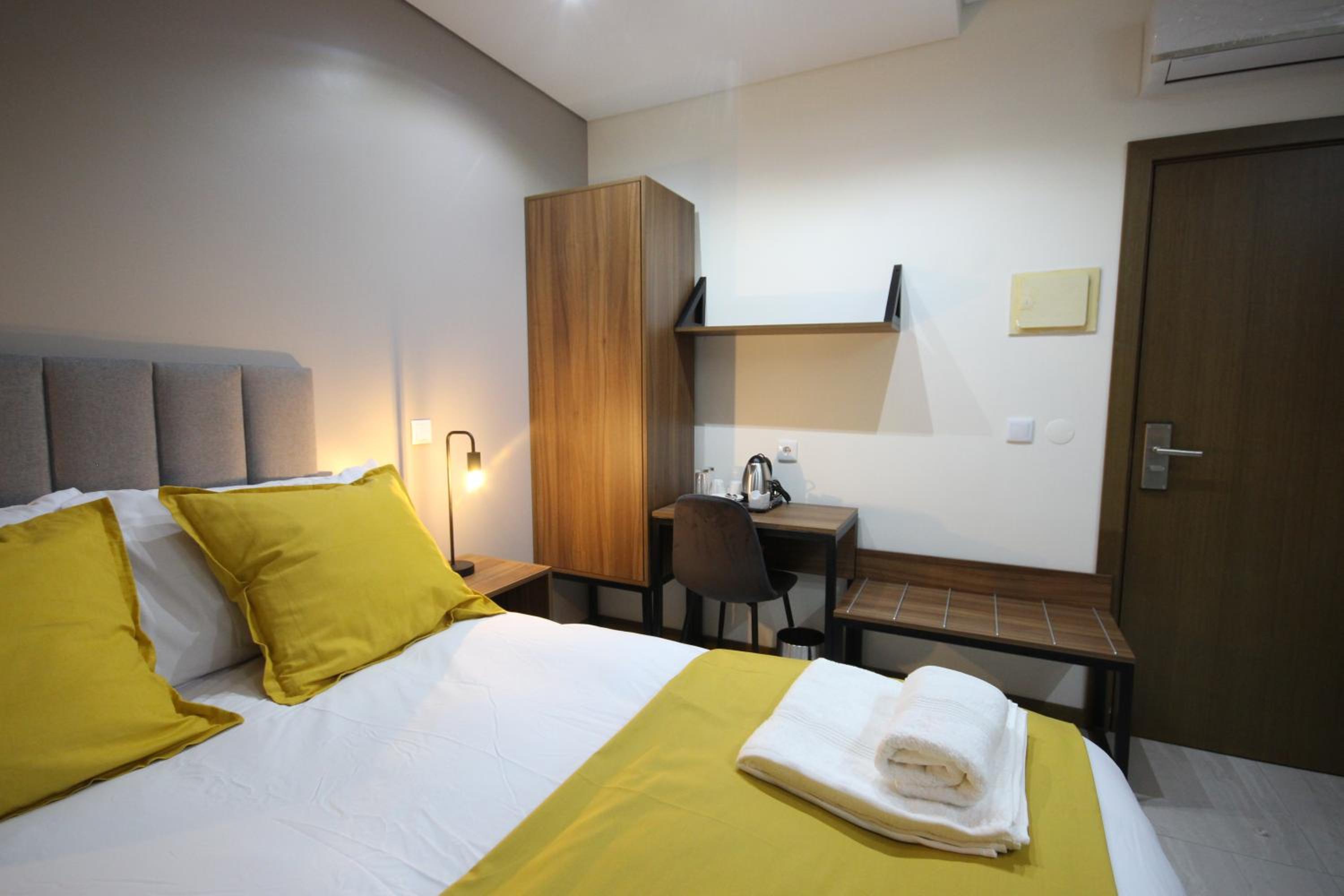 Standard Double Room photo 3