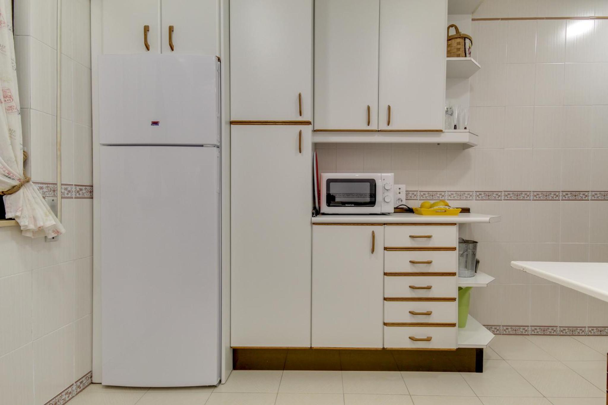 Two-Bedroom Apartment - Photo 12