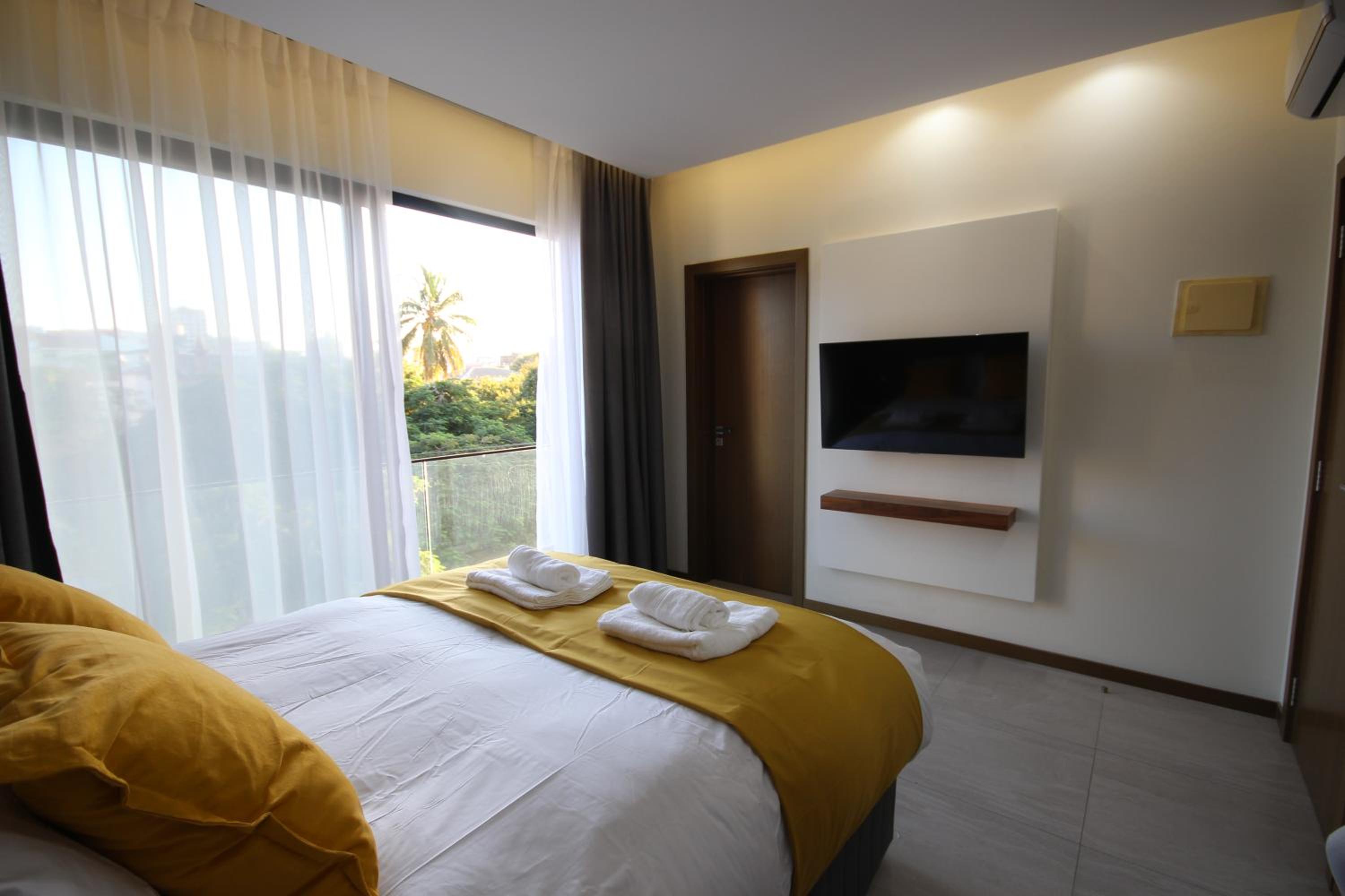Queen Room with Balcony