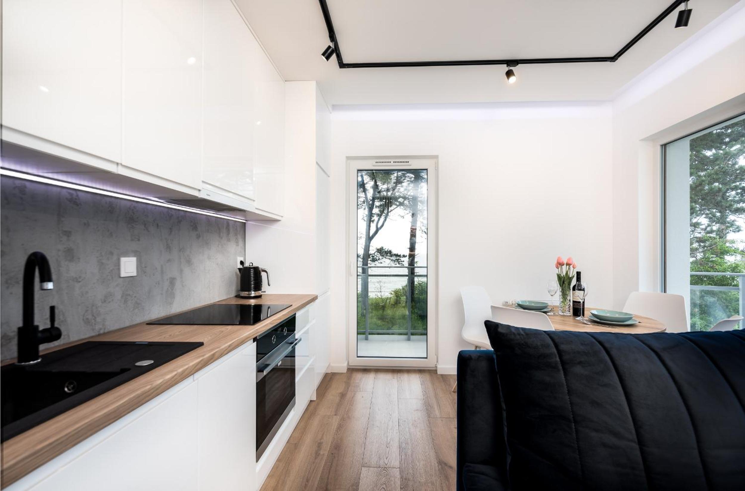 Apartment with Sea View photo 2