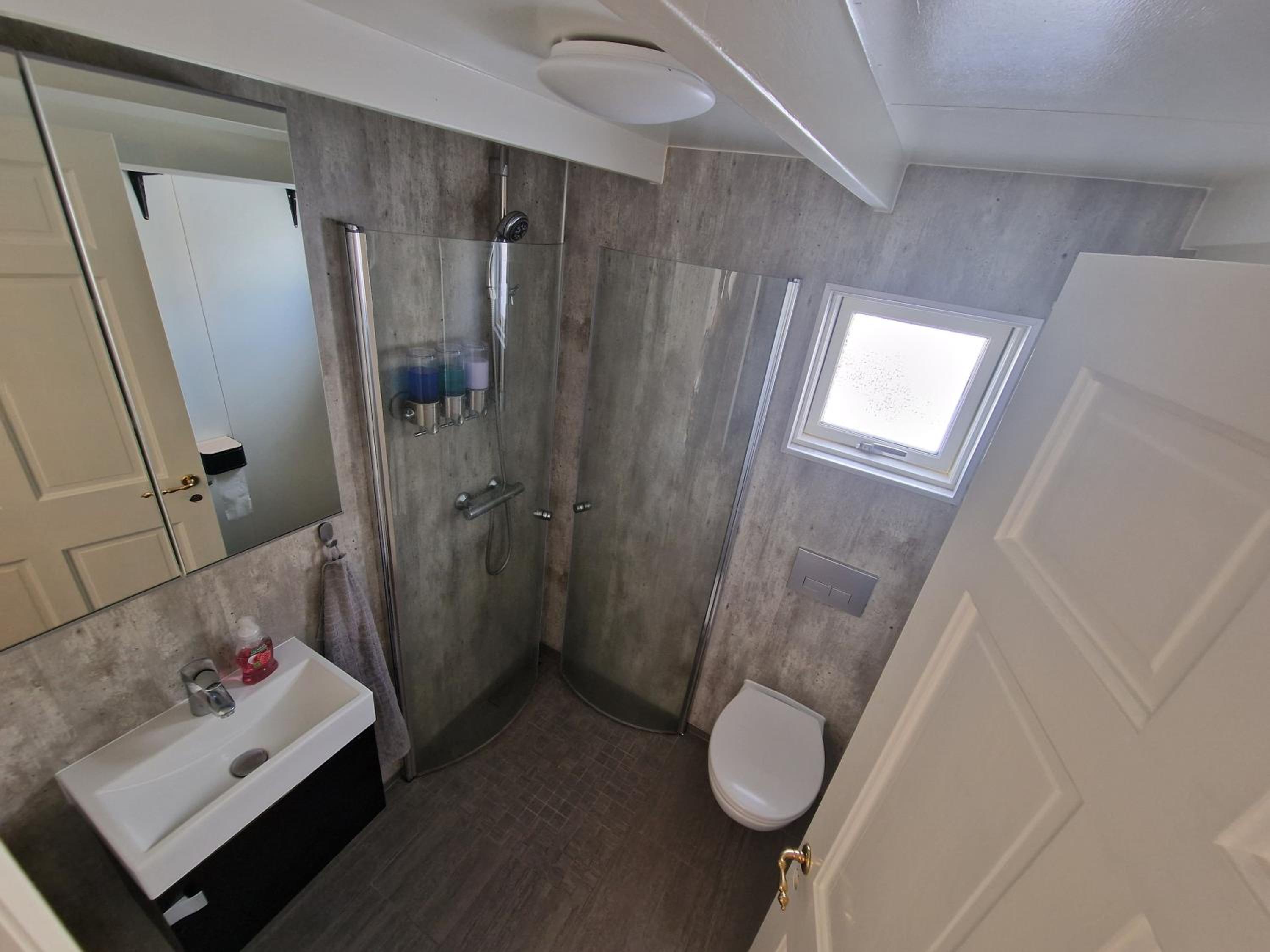 Two-Bedroom House photo 3